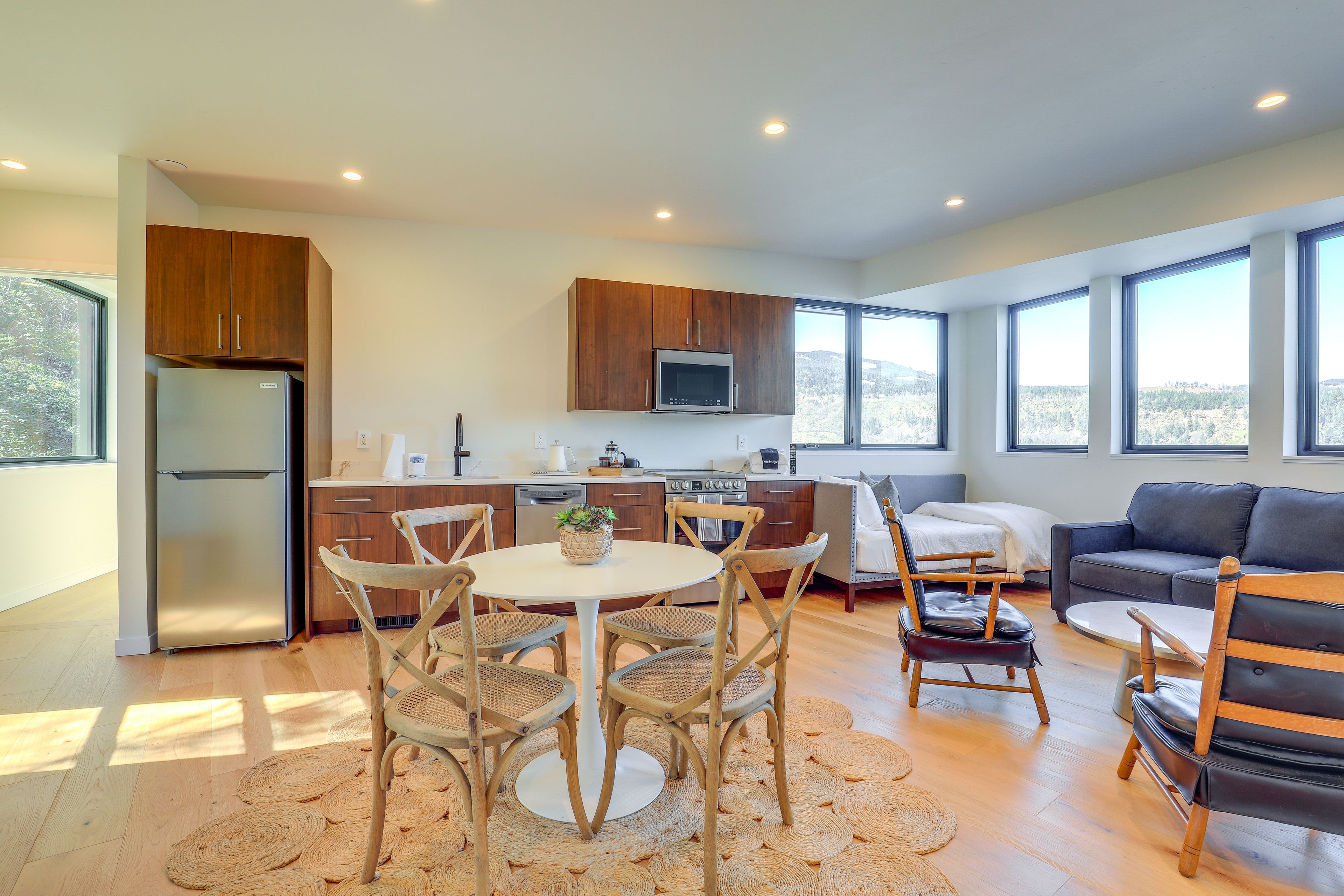 Dining Area | 2nd Floor