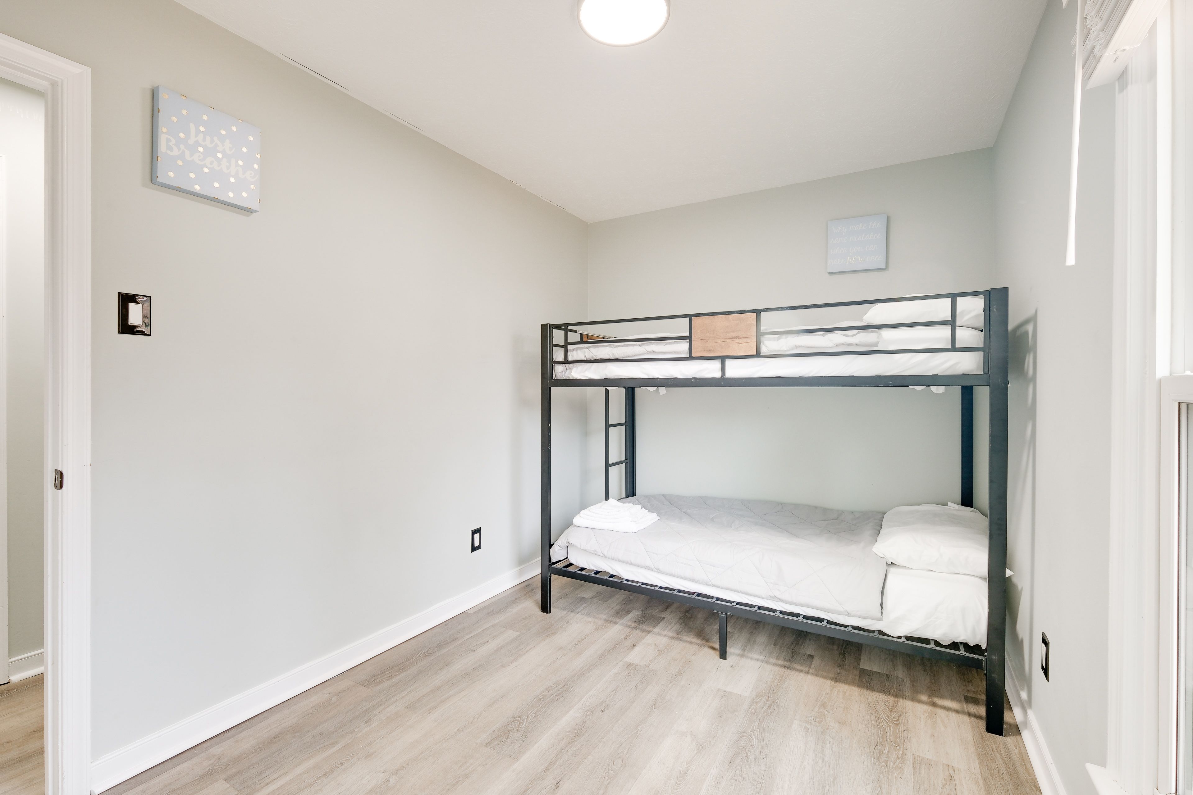 Bedroom 3 | Twin Bunk Bed