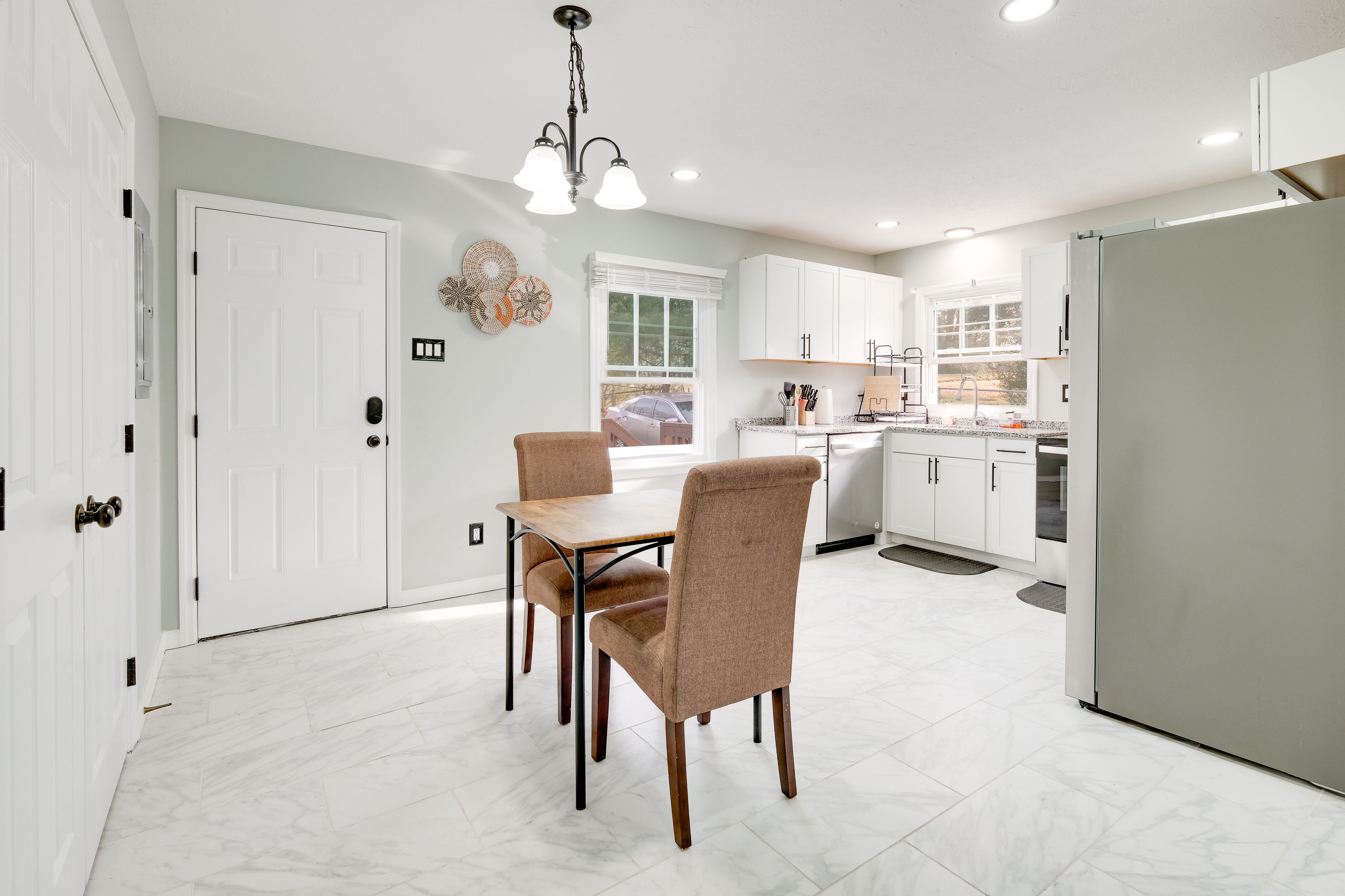 Kitchen | Blender | Dishware & Flatware