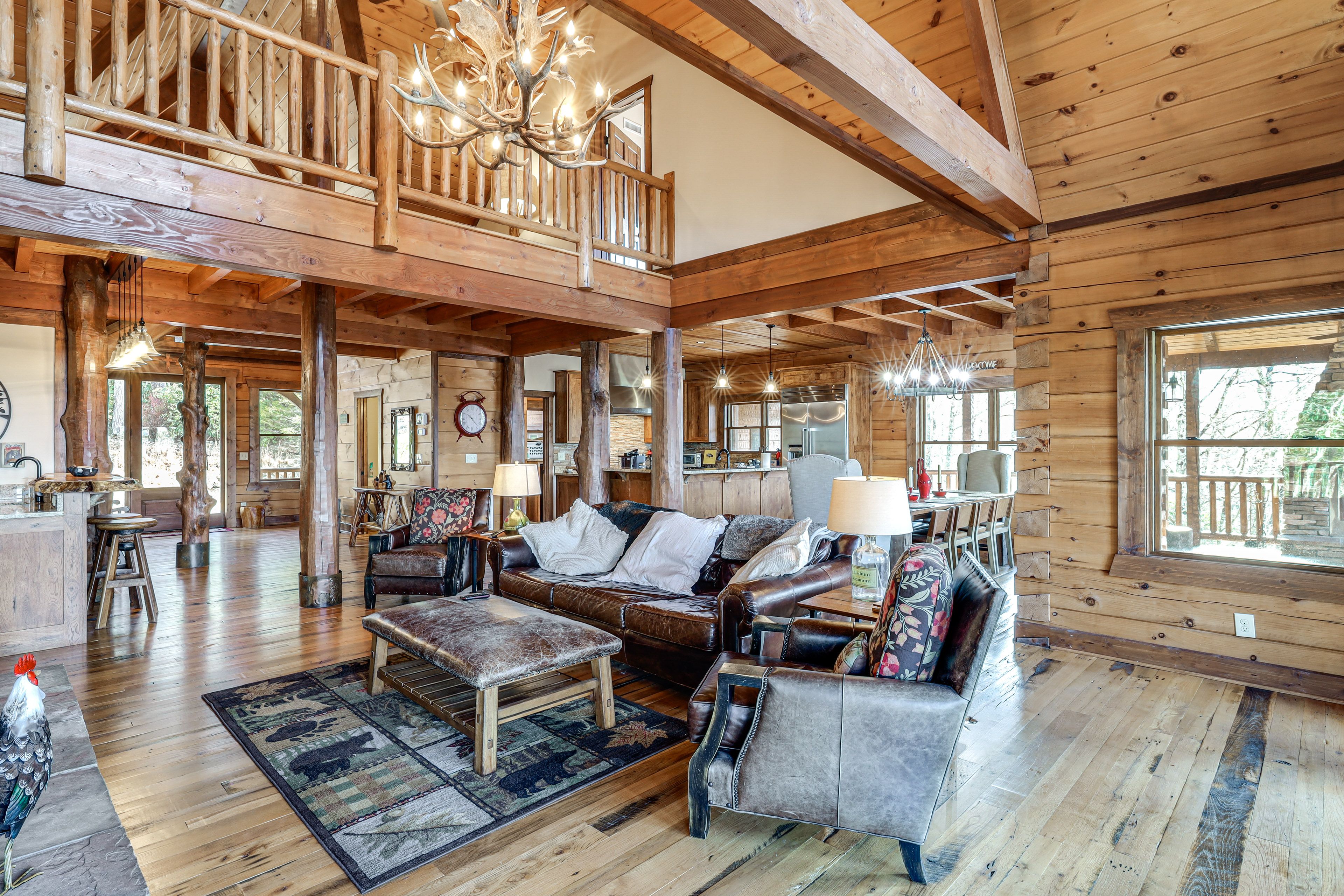Living Room | Open Floor Plan | Gas Fireplace | Main Floor