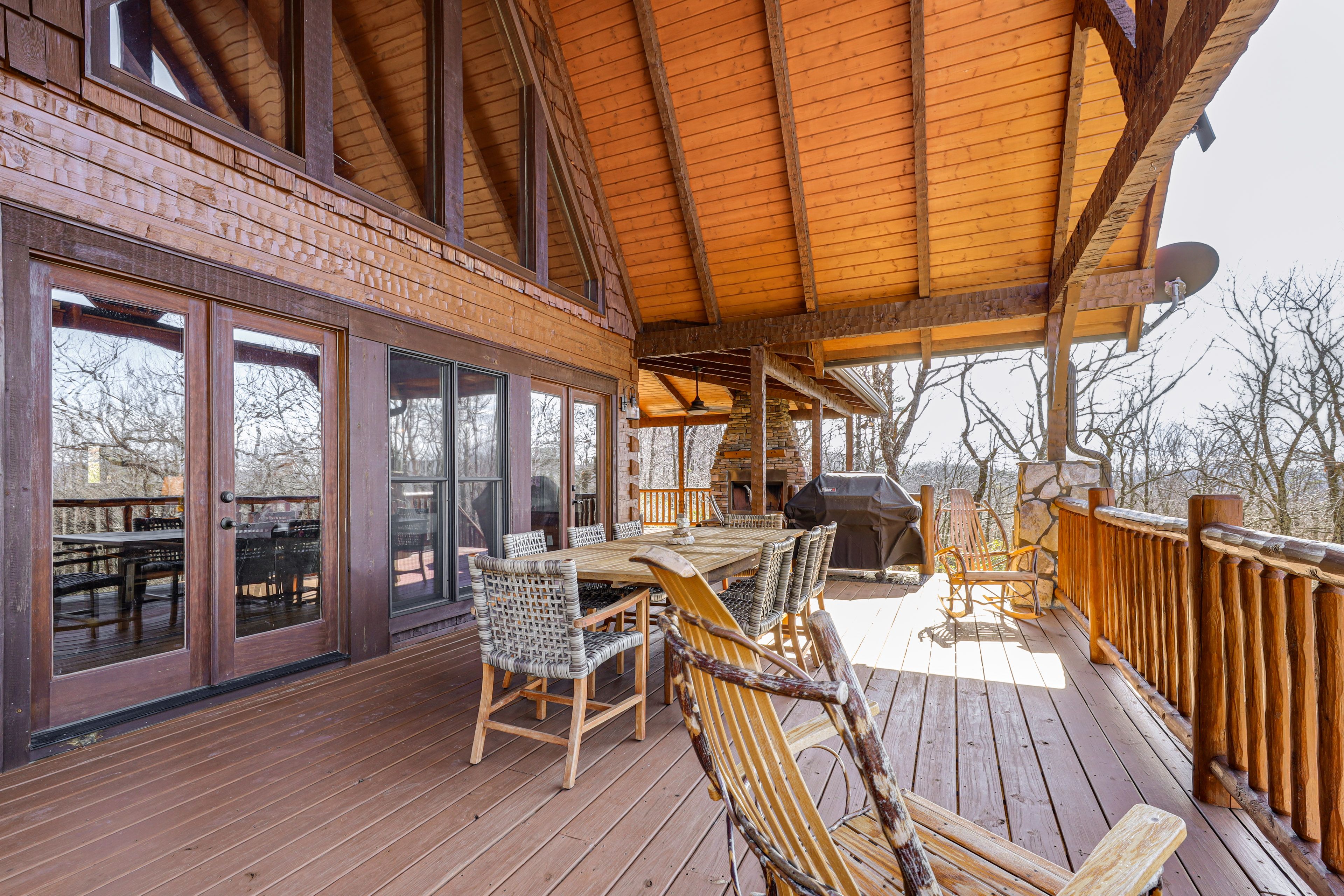 Covered Deck | Outdoor Dining | Gas Grill
