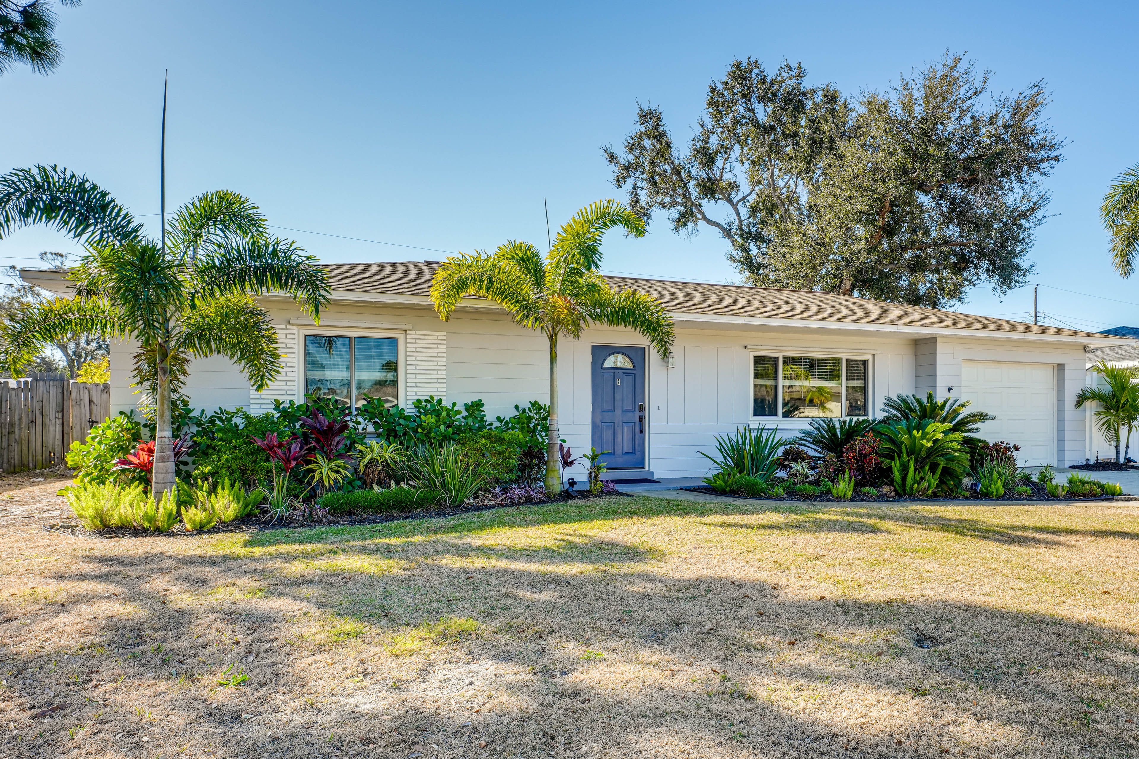Parking | Driveway (2 Vehicles)