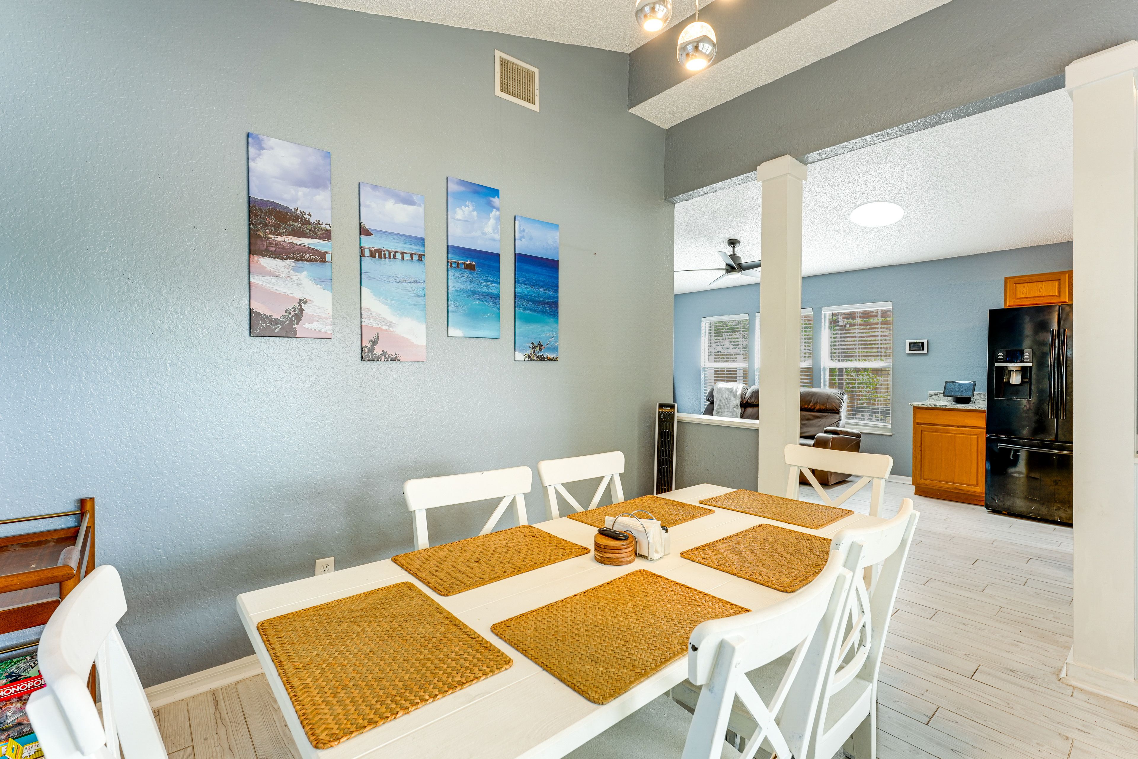 Dining Area | Dishware/Flatware