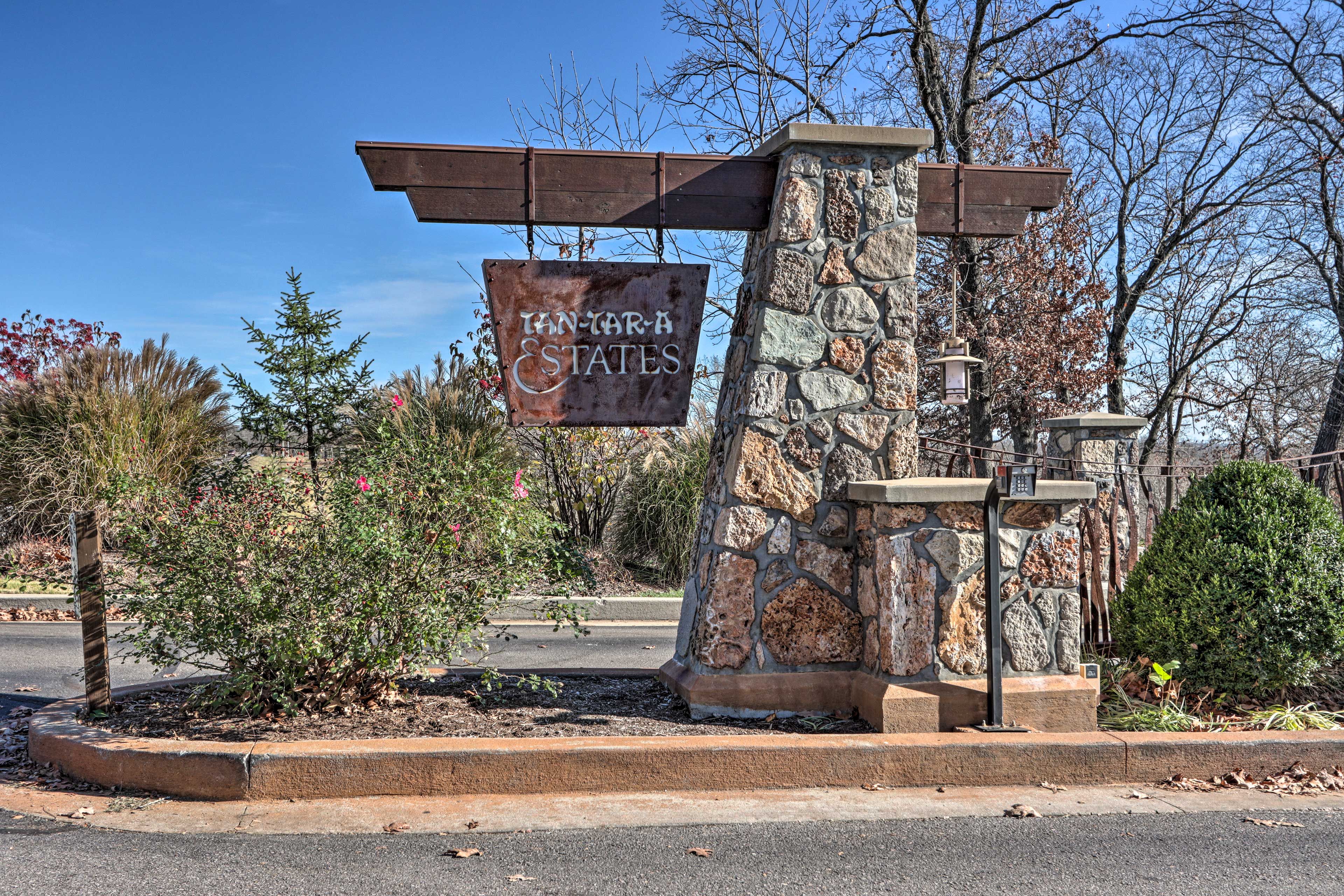 Tan-Tar-A Estates | Community Amenities