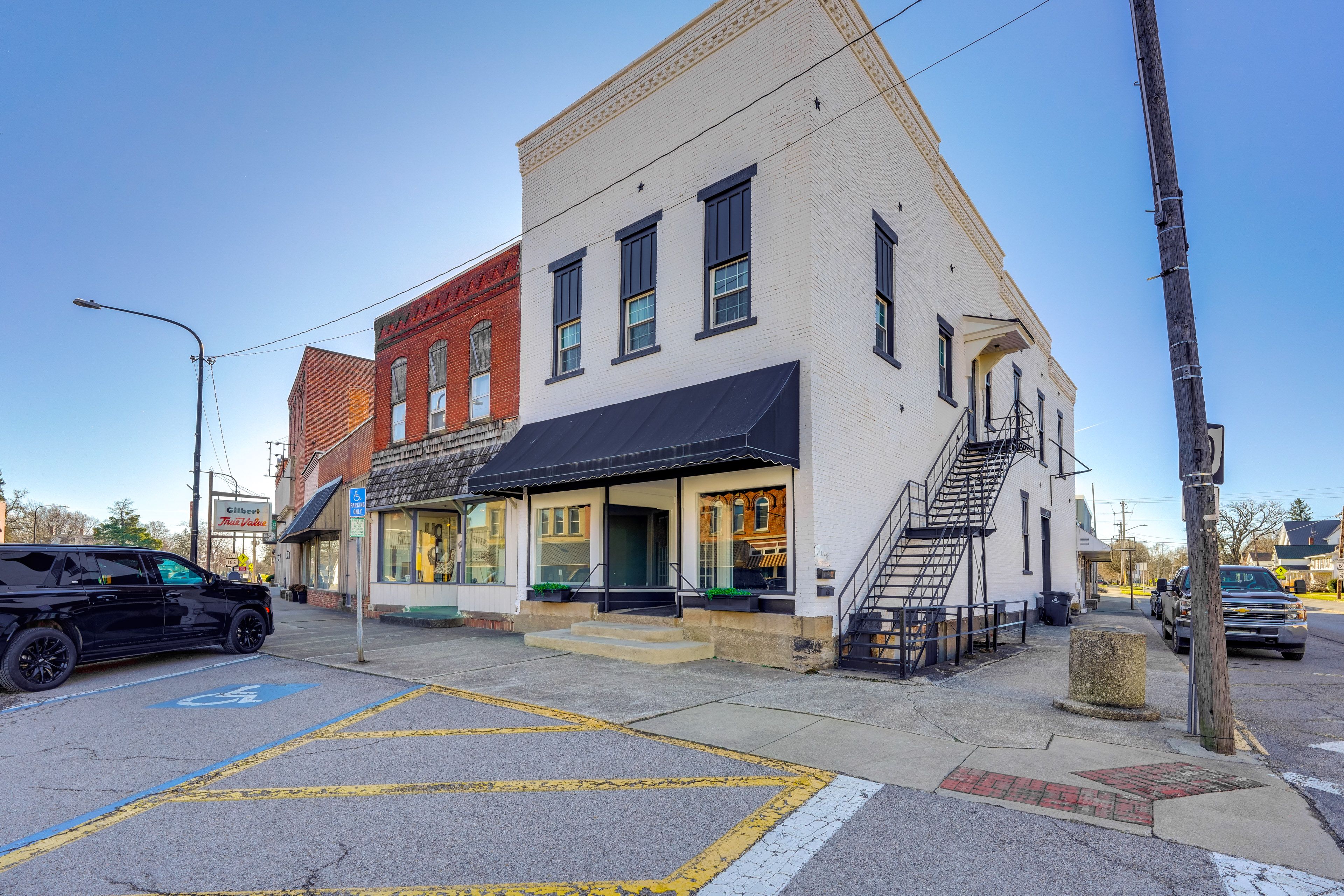 Condo Exterior | Upper-Level Unit