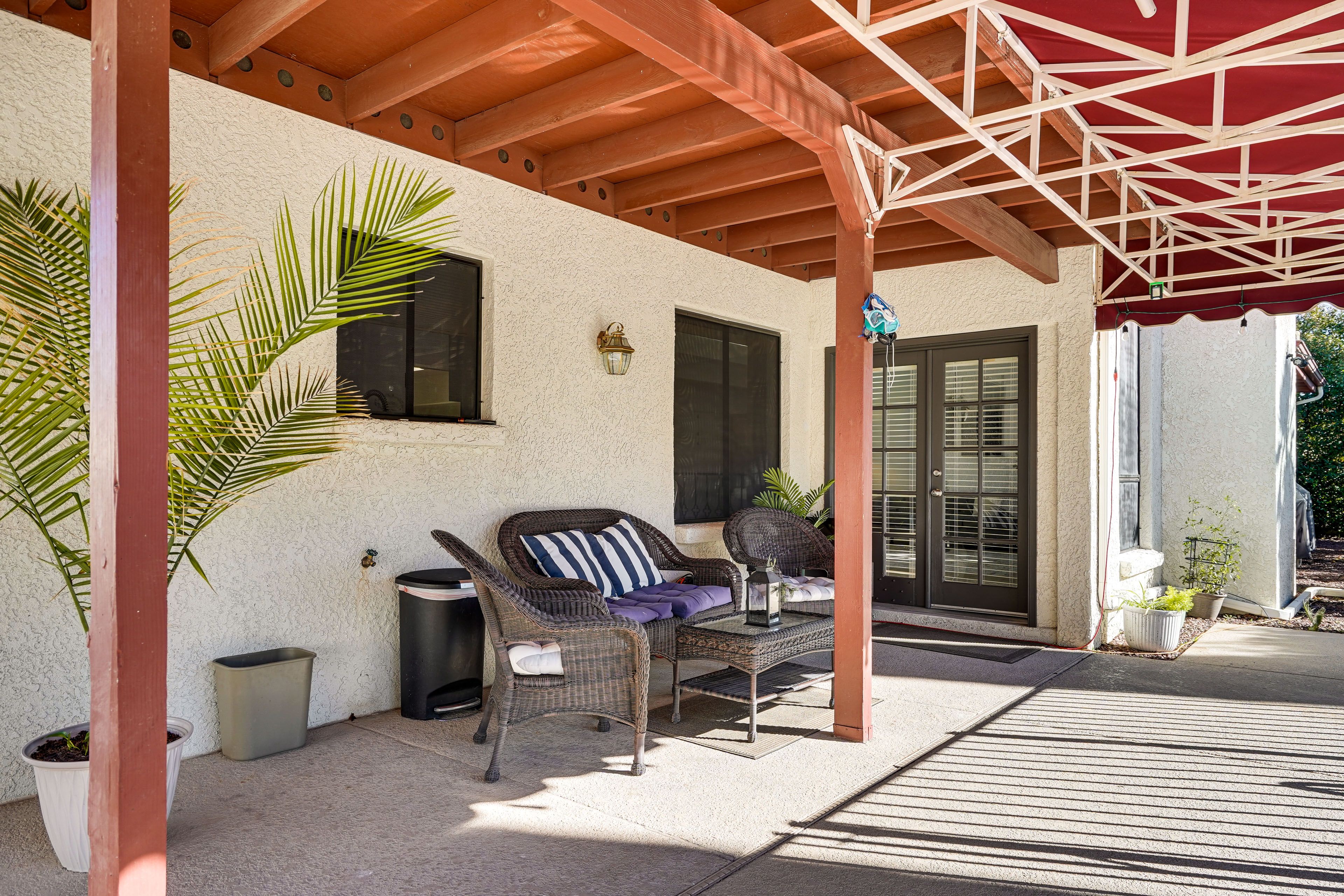 Furnished Patio | Gas Grill | Fire Pit | Hammock | Dining Area