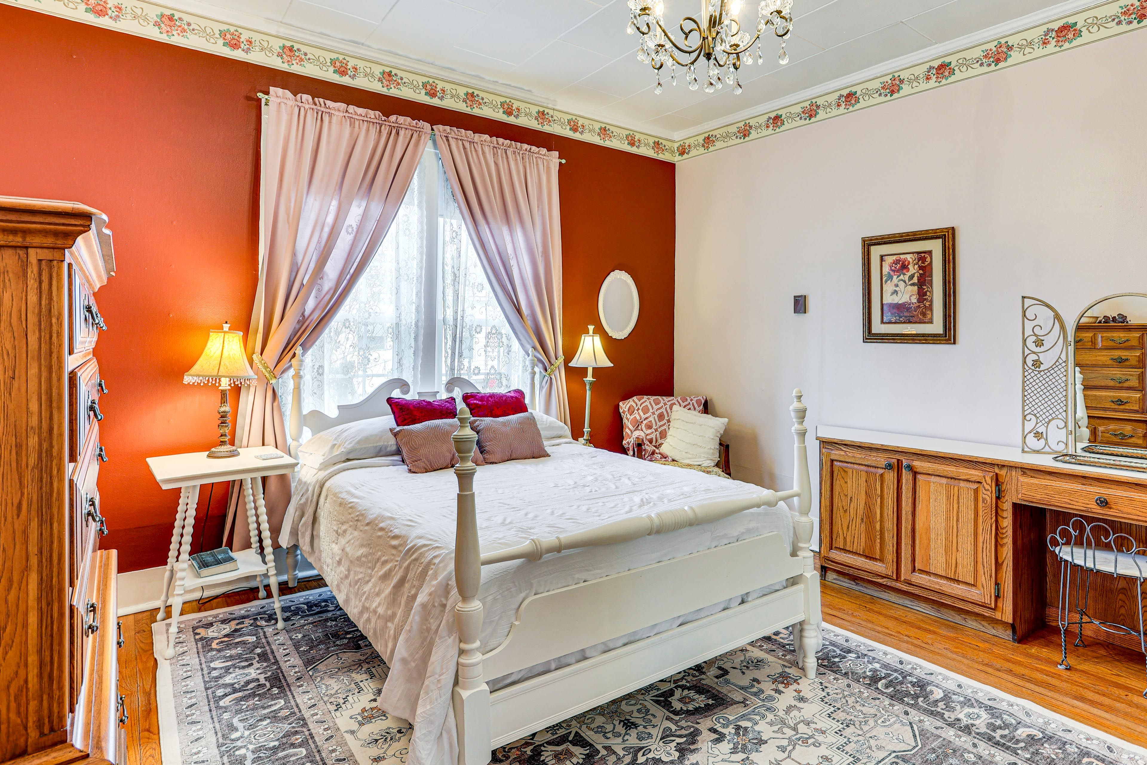 Bedroom 2 | Full Bed | Linens