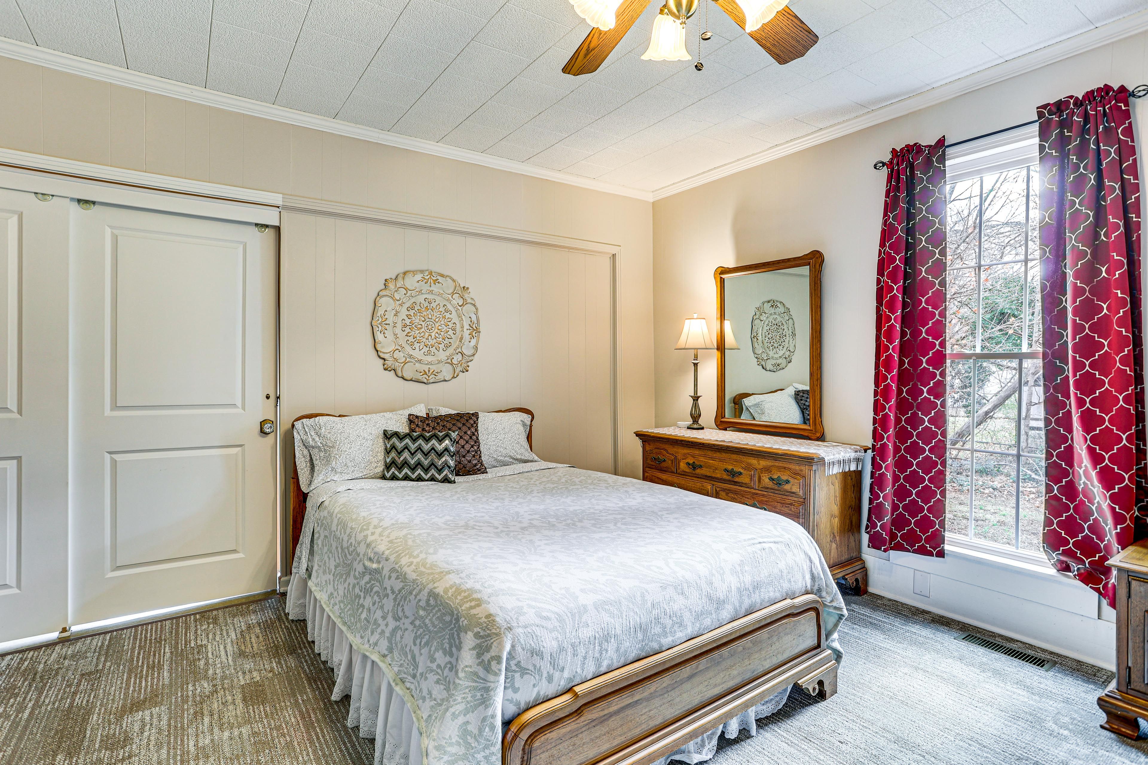 Bedroom 1 | Queen Bed | Electric Fireplace