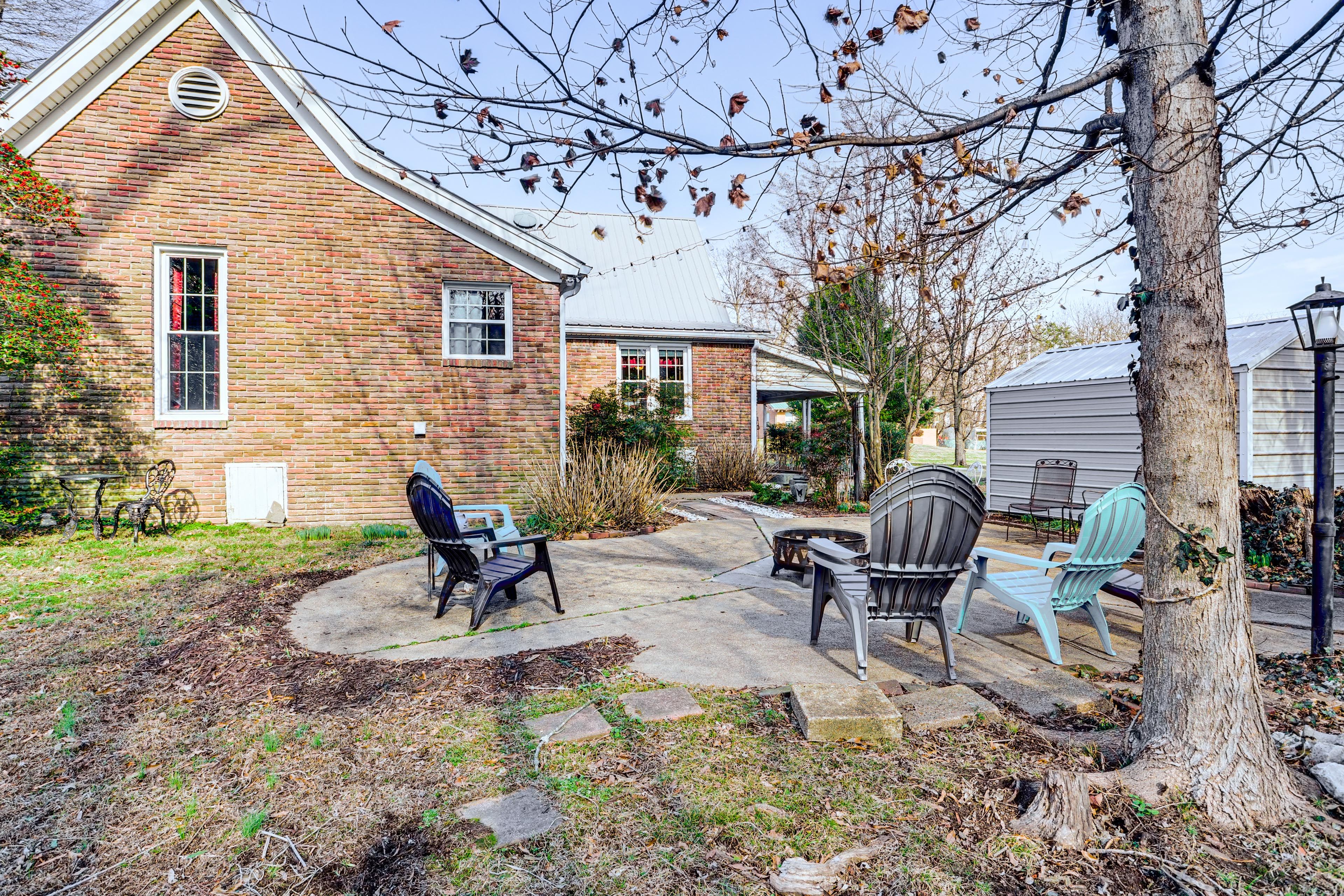 Patio | Fire Pit | Gas Grill