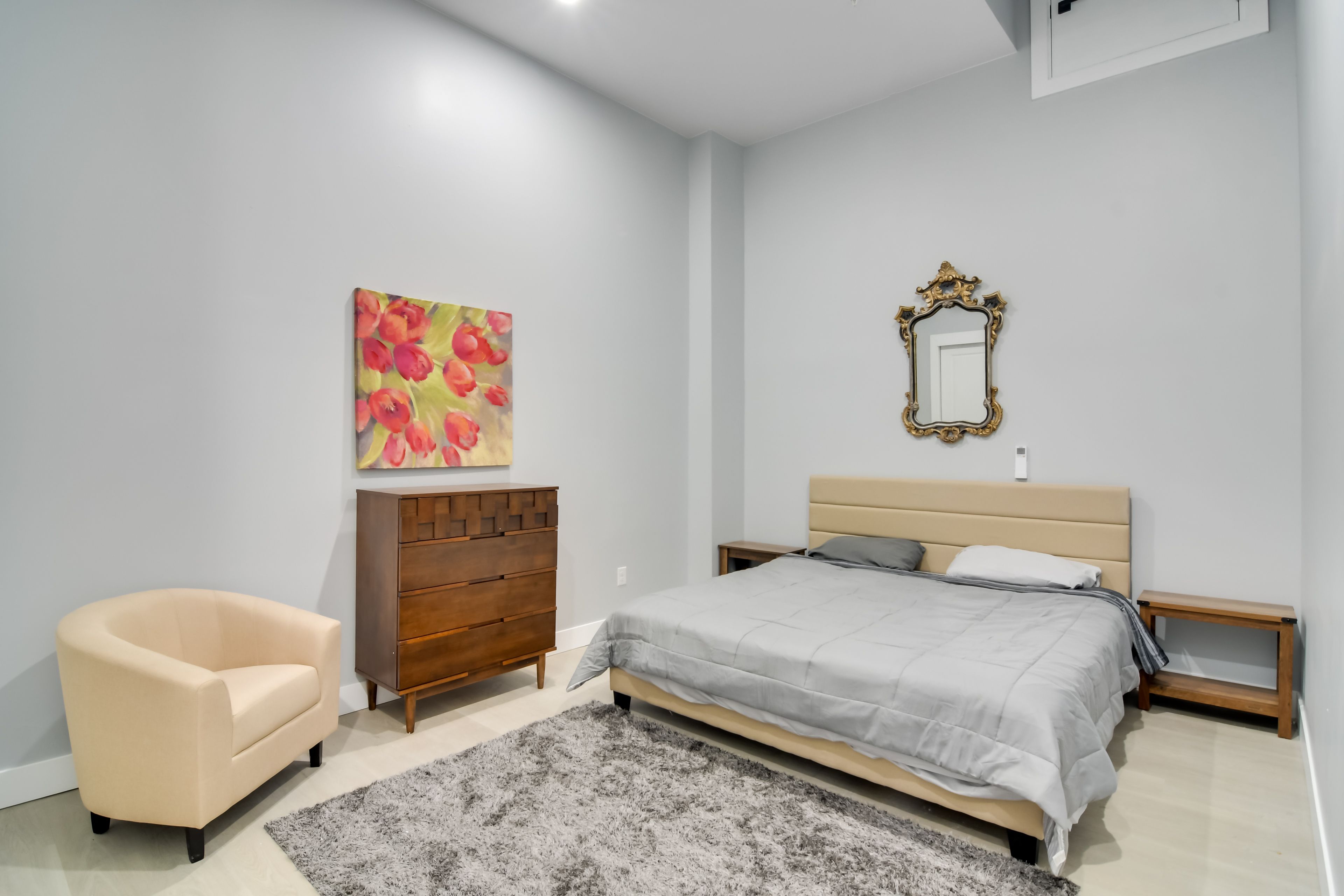 Sleeping Area 1 | King Bed