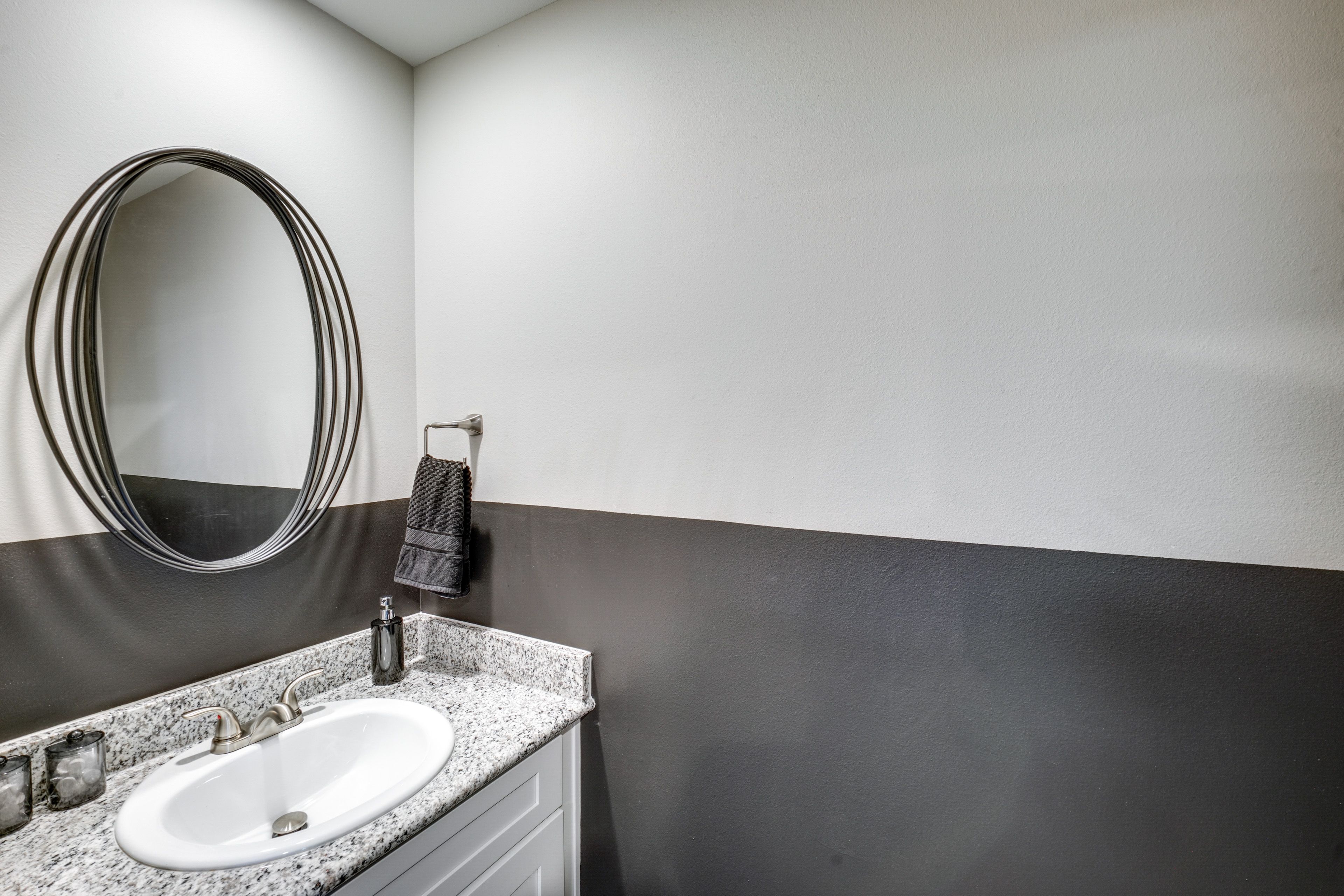 Half Bathroom | 1st Floor