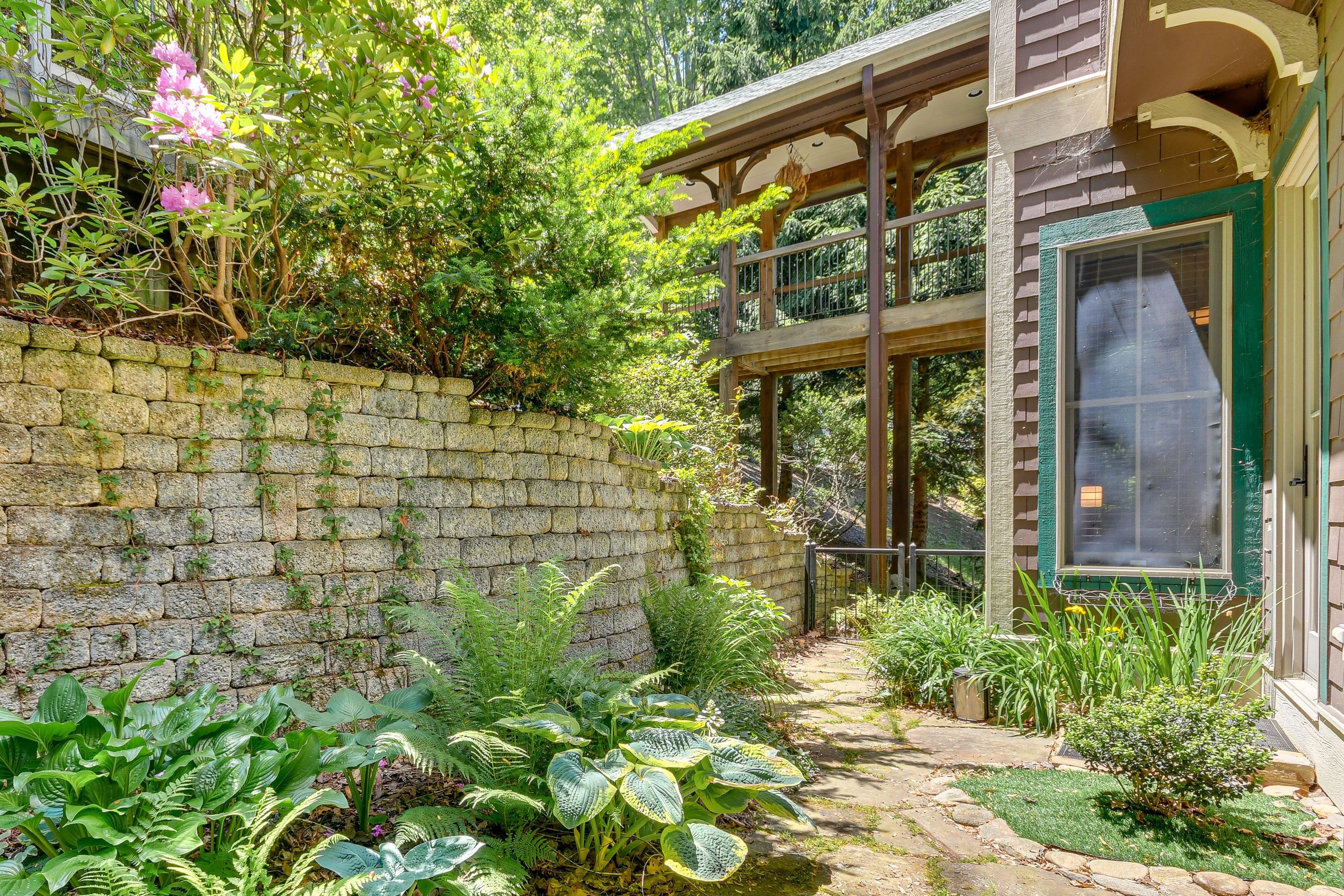 Exterior | Private Patio