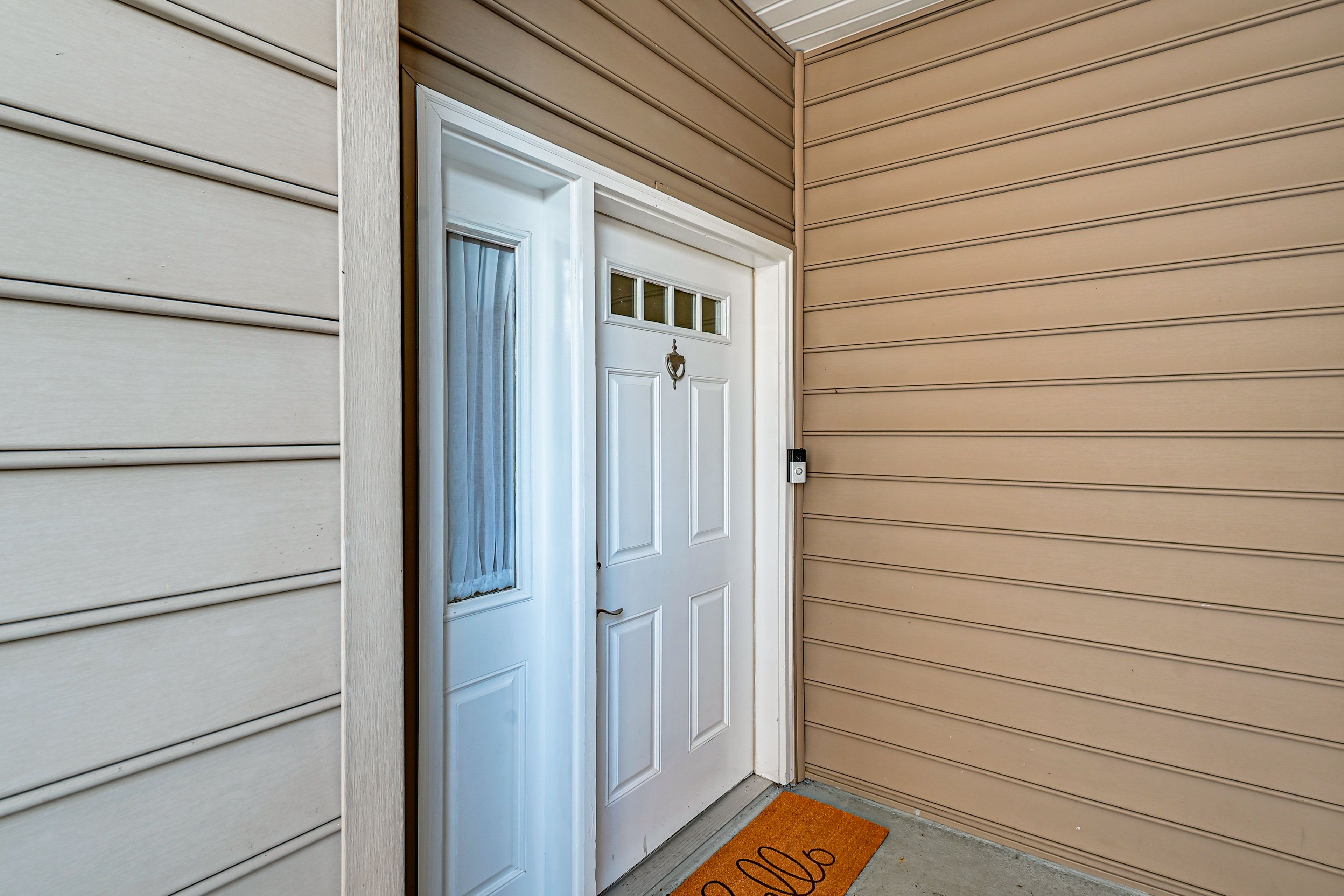 Condo Exterior | Entry