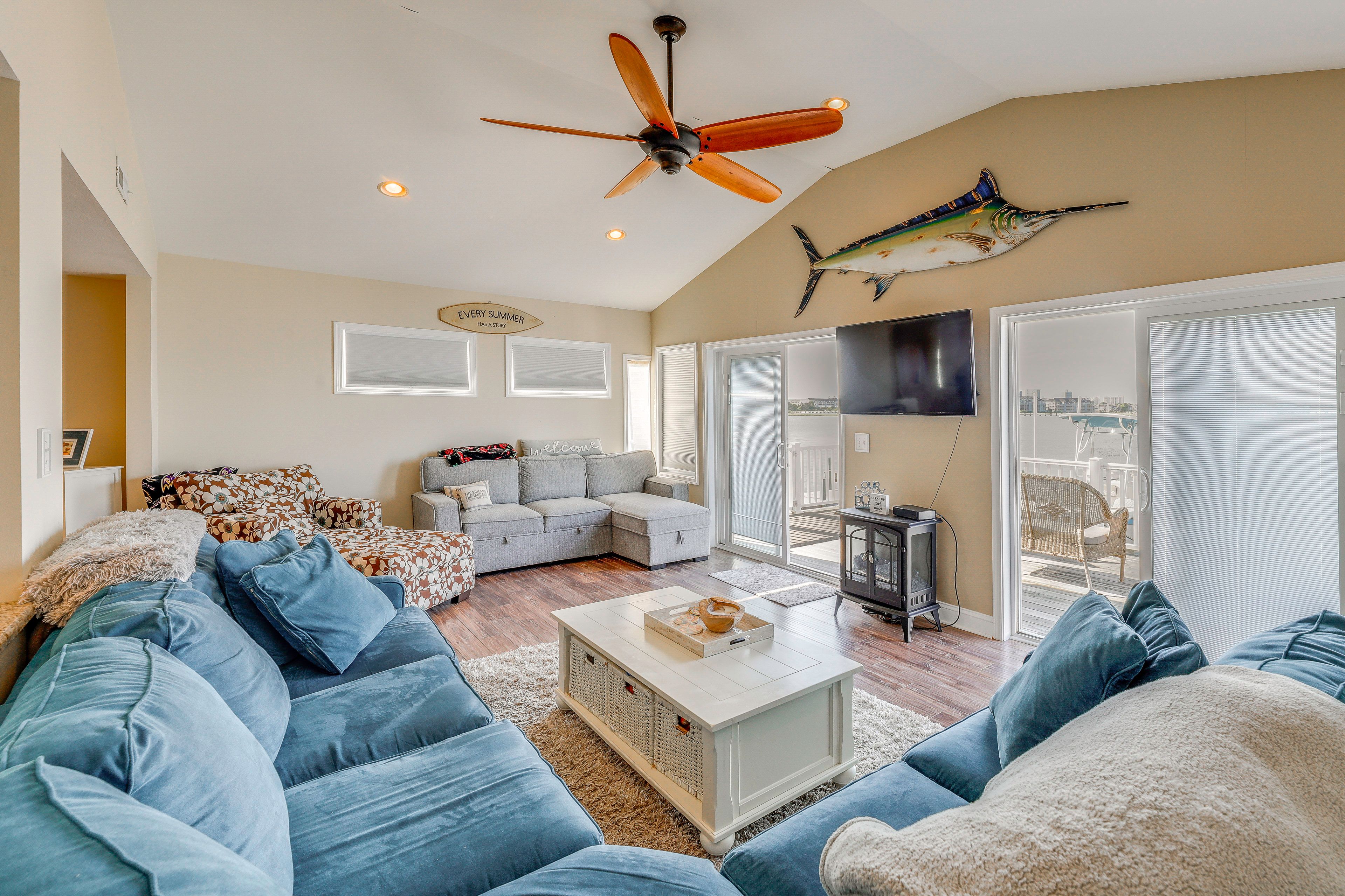 Living Room | Sleeper Sofa