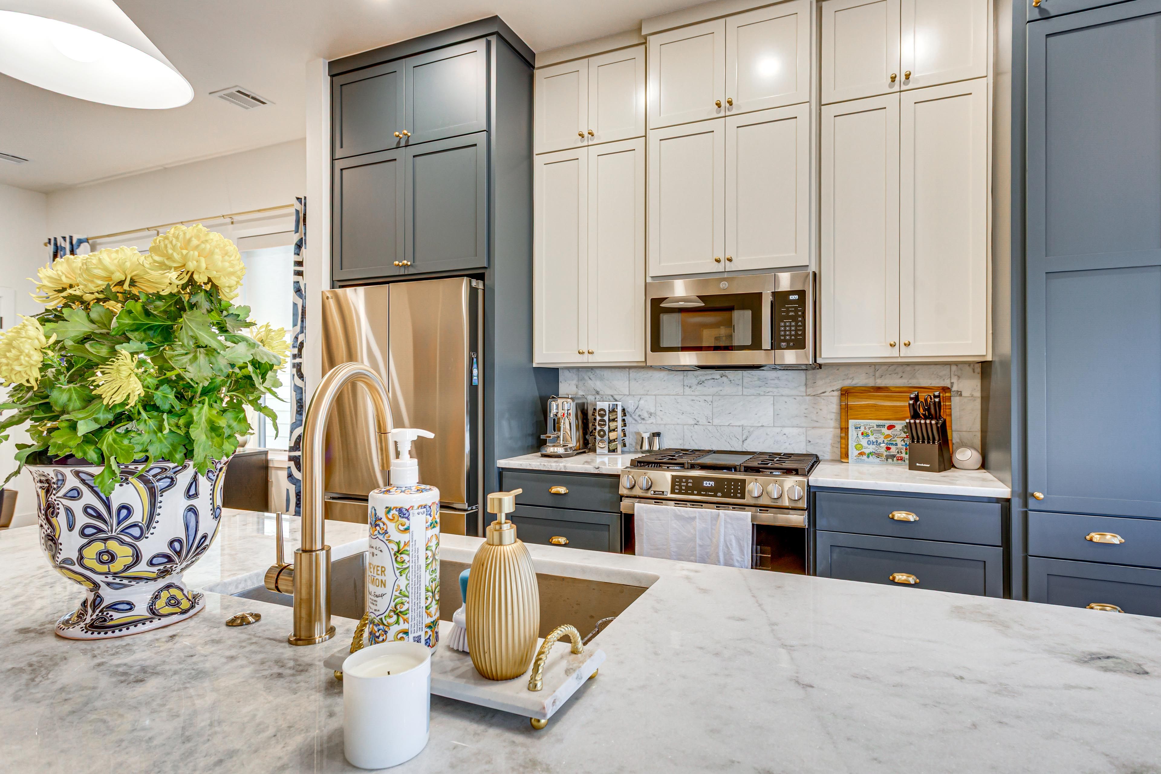 Kitchen | Cooking Basics | Complimentary Spices | 1st Floor