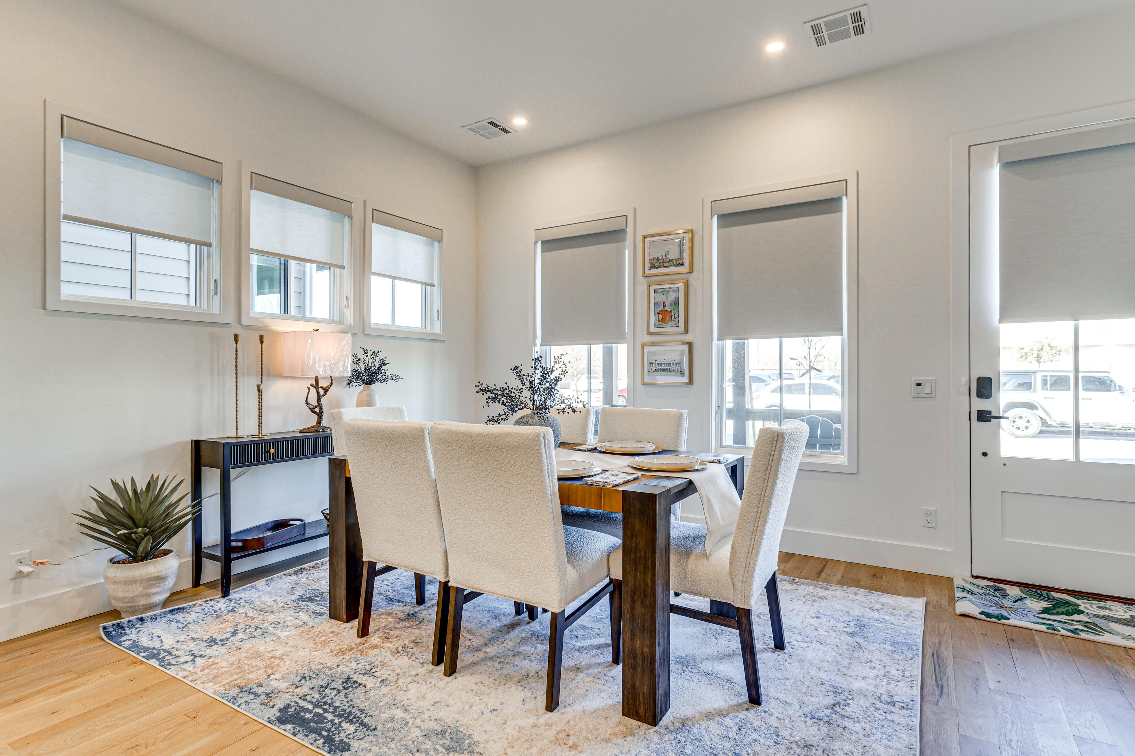 Dining Table | Dishware/Flatware | 1st Floor