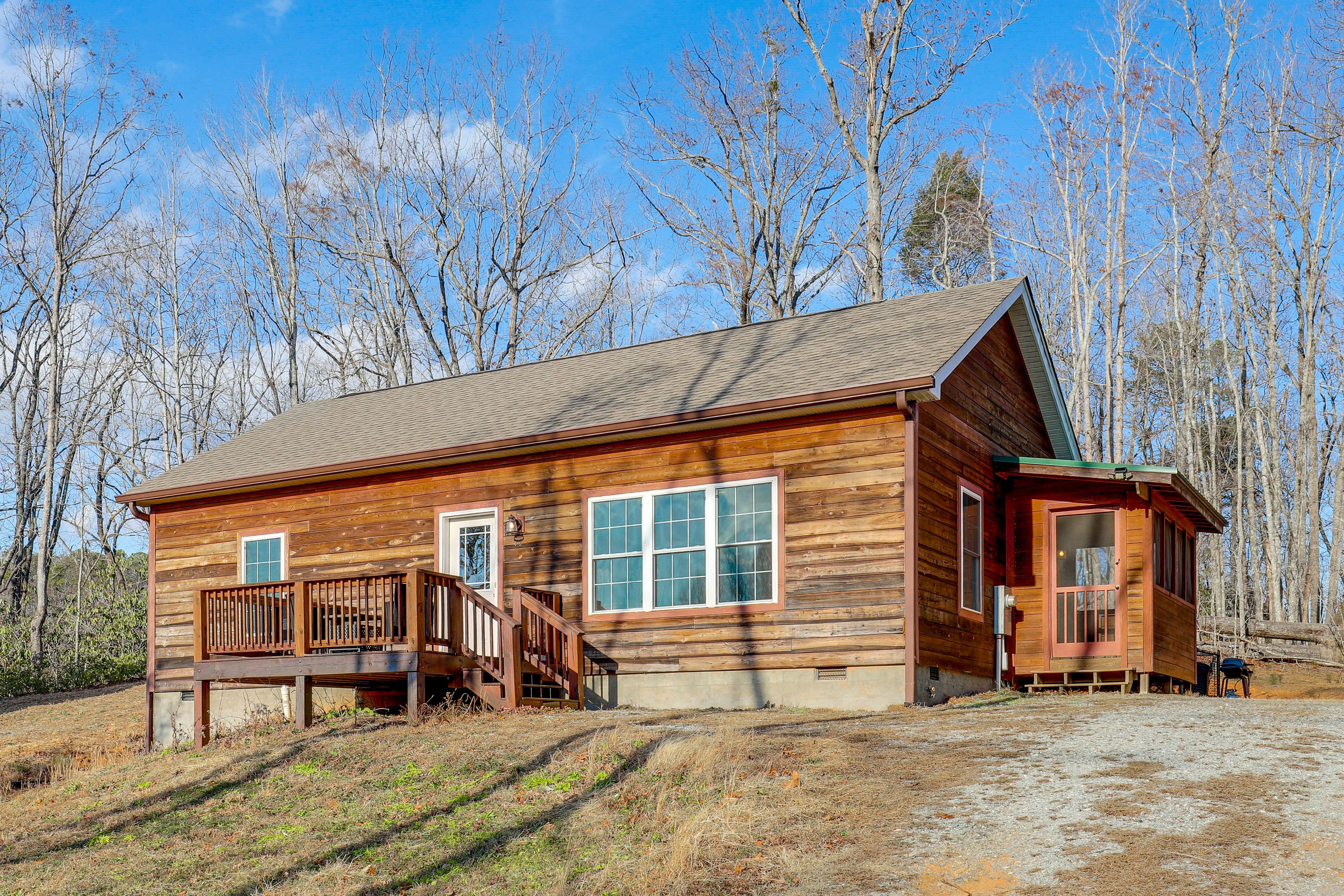 Parking | Steep Driveway (3 Vehicles)