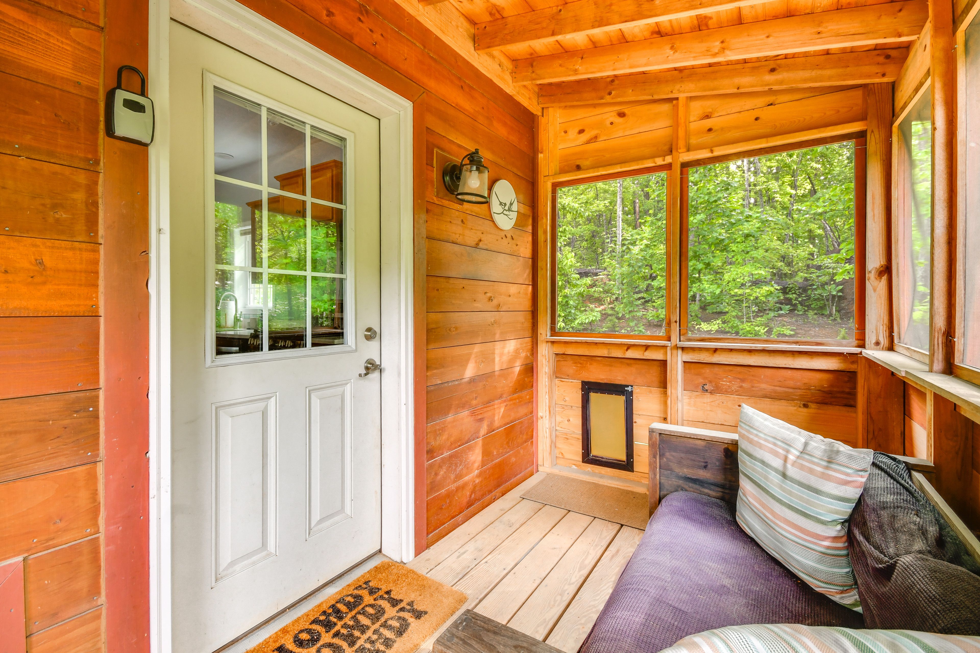 Enclosed Porch | Entryway