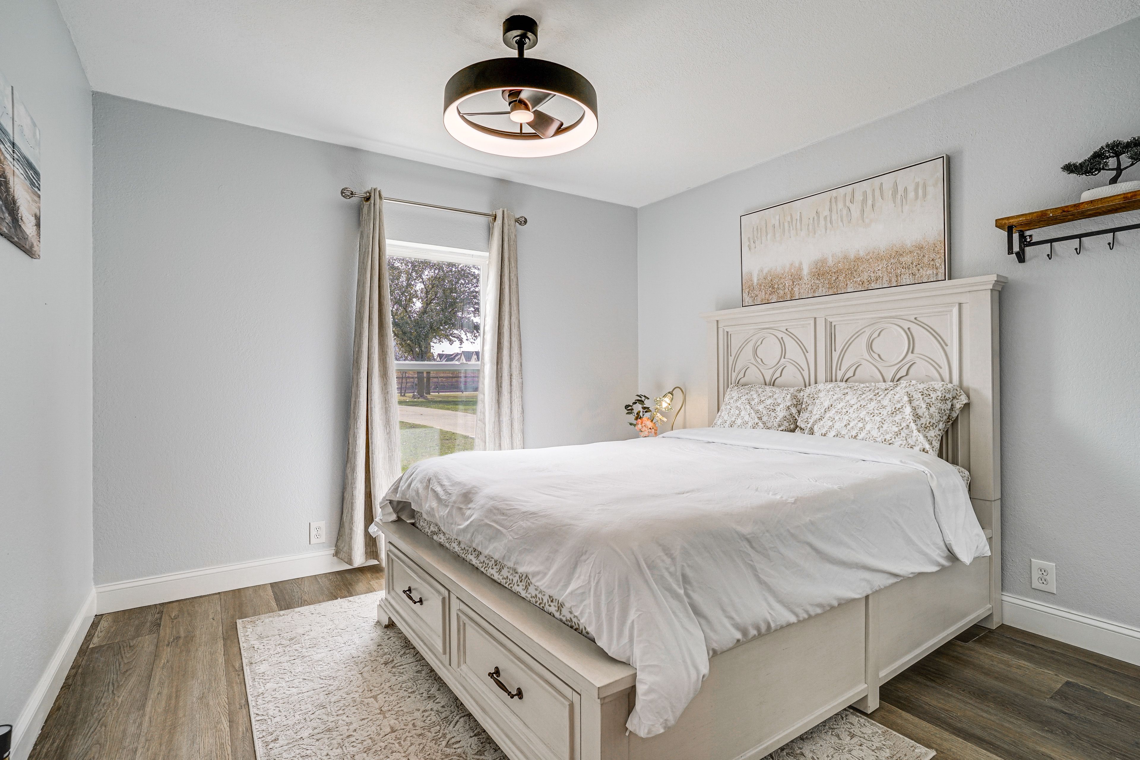 Bedroom 4 | Queen Bed