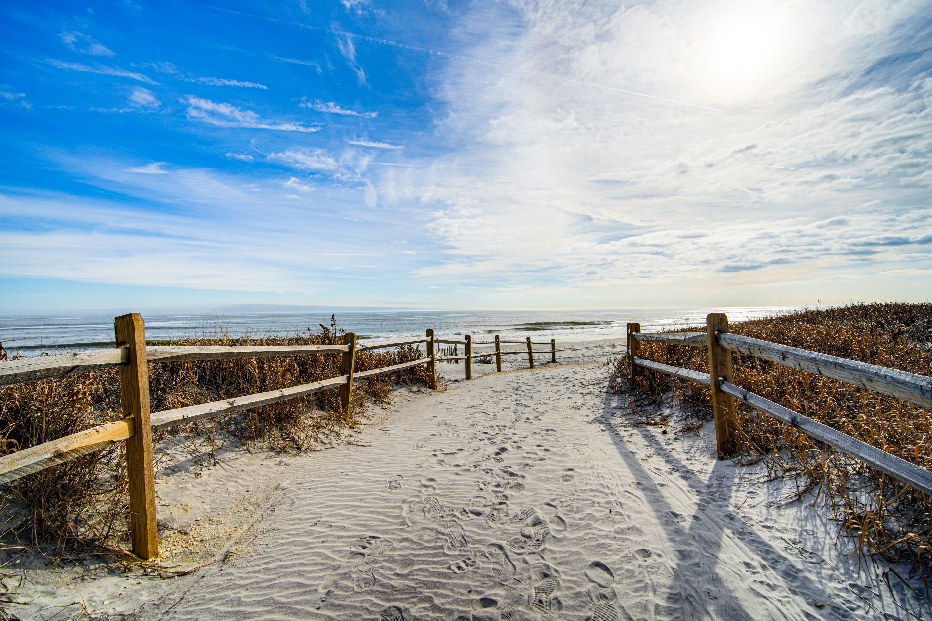 Beach Haven Condos | Walk to Beach