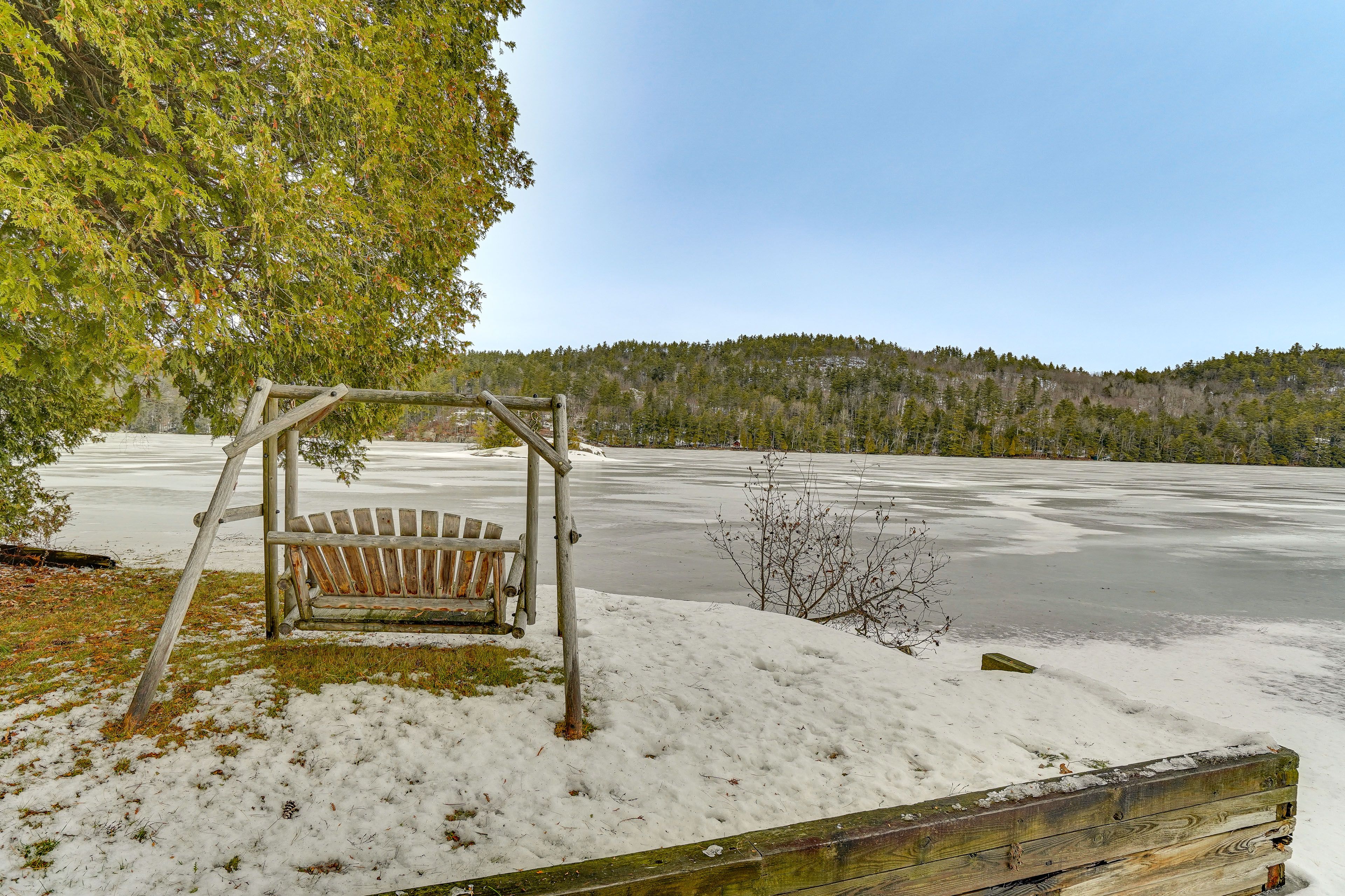 Lake Access On-Site | Boathouse | Rowboat, Canoe & Kayaks | Private Beach
