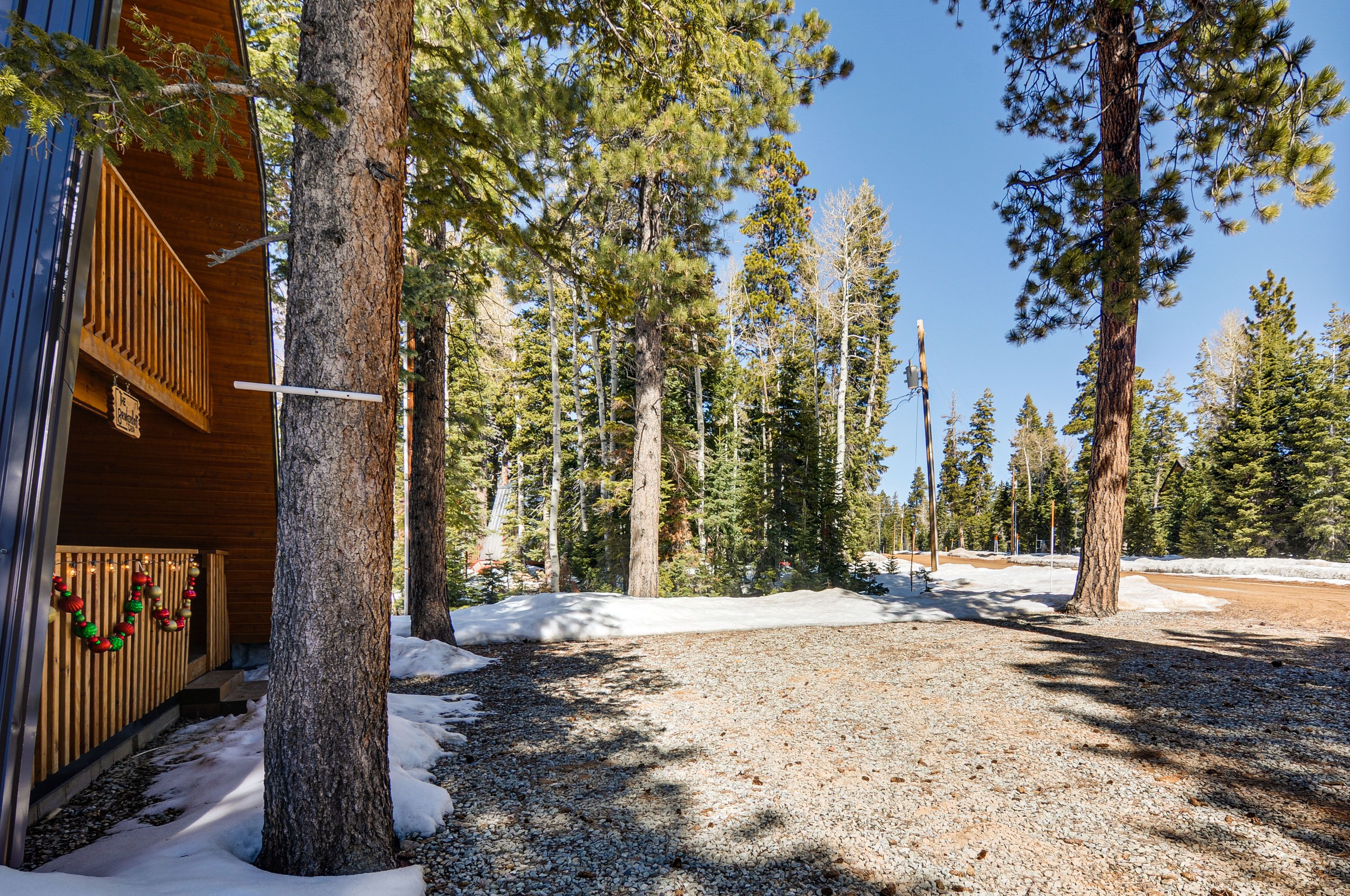 Driveway Parking | 4 Vehicles