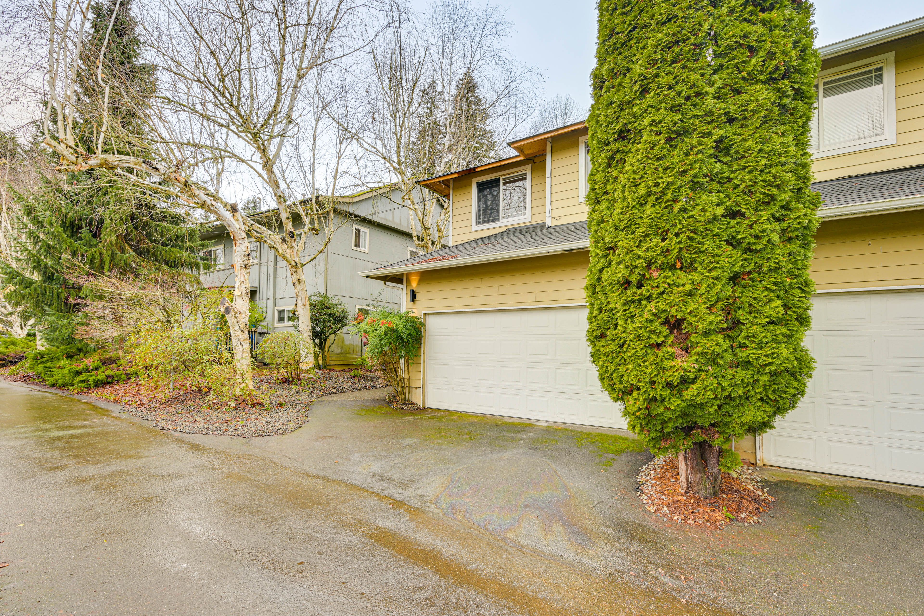 Parking | Garage (2 Vehicles)