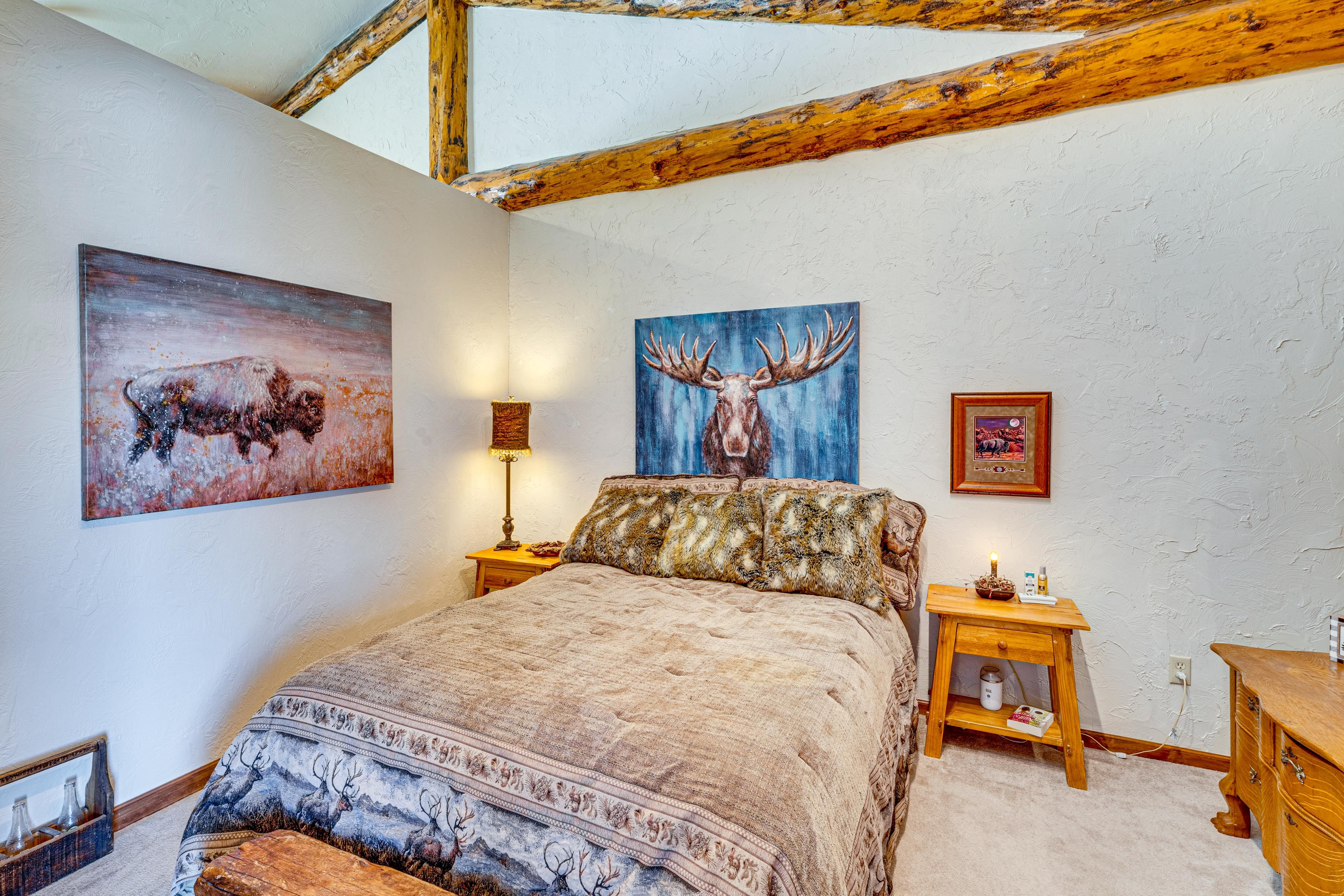 Enclosed Sleeping Space | Queen Bed