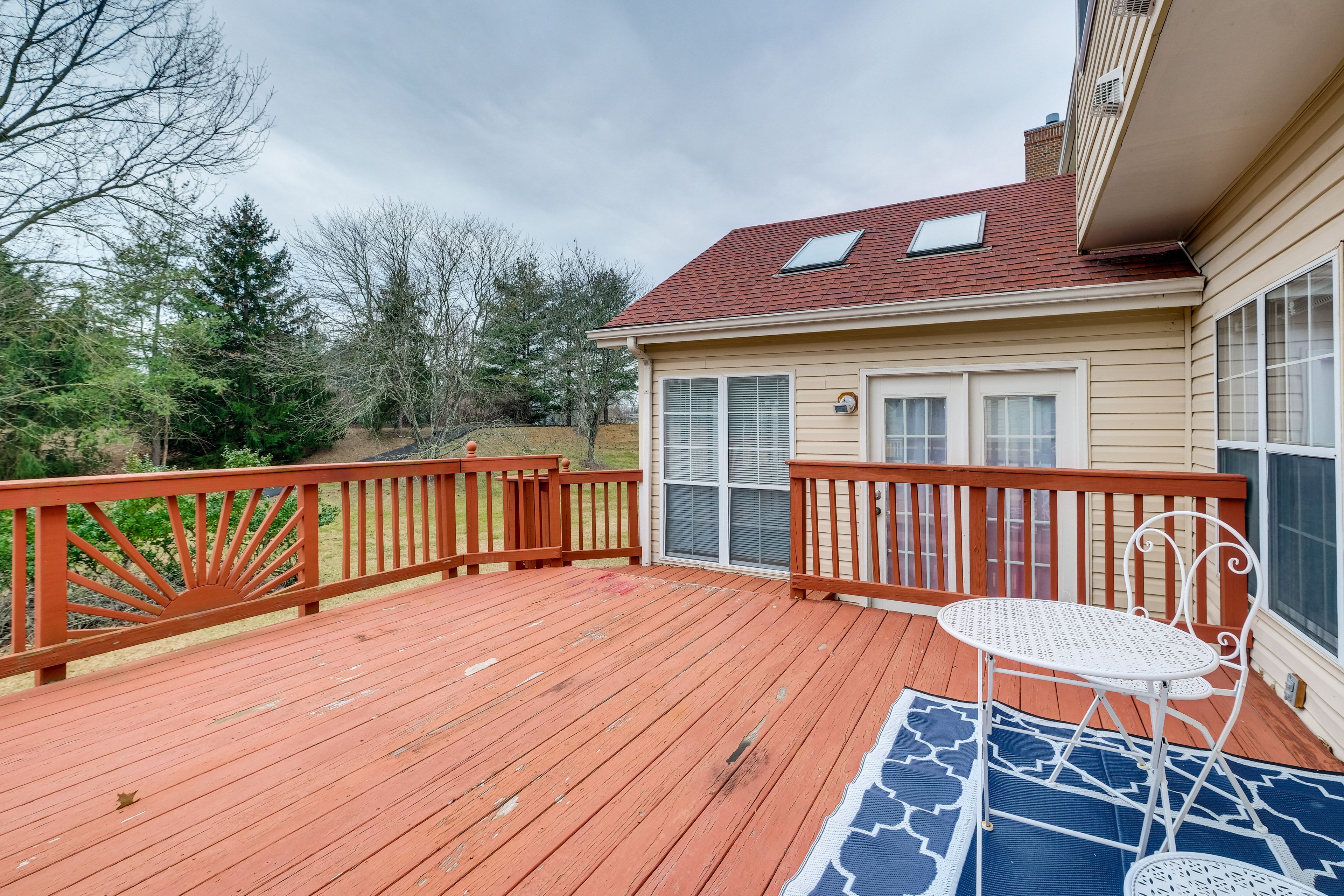 Private Deck | Outdoor Seating