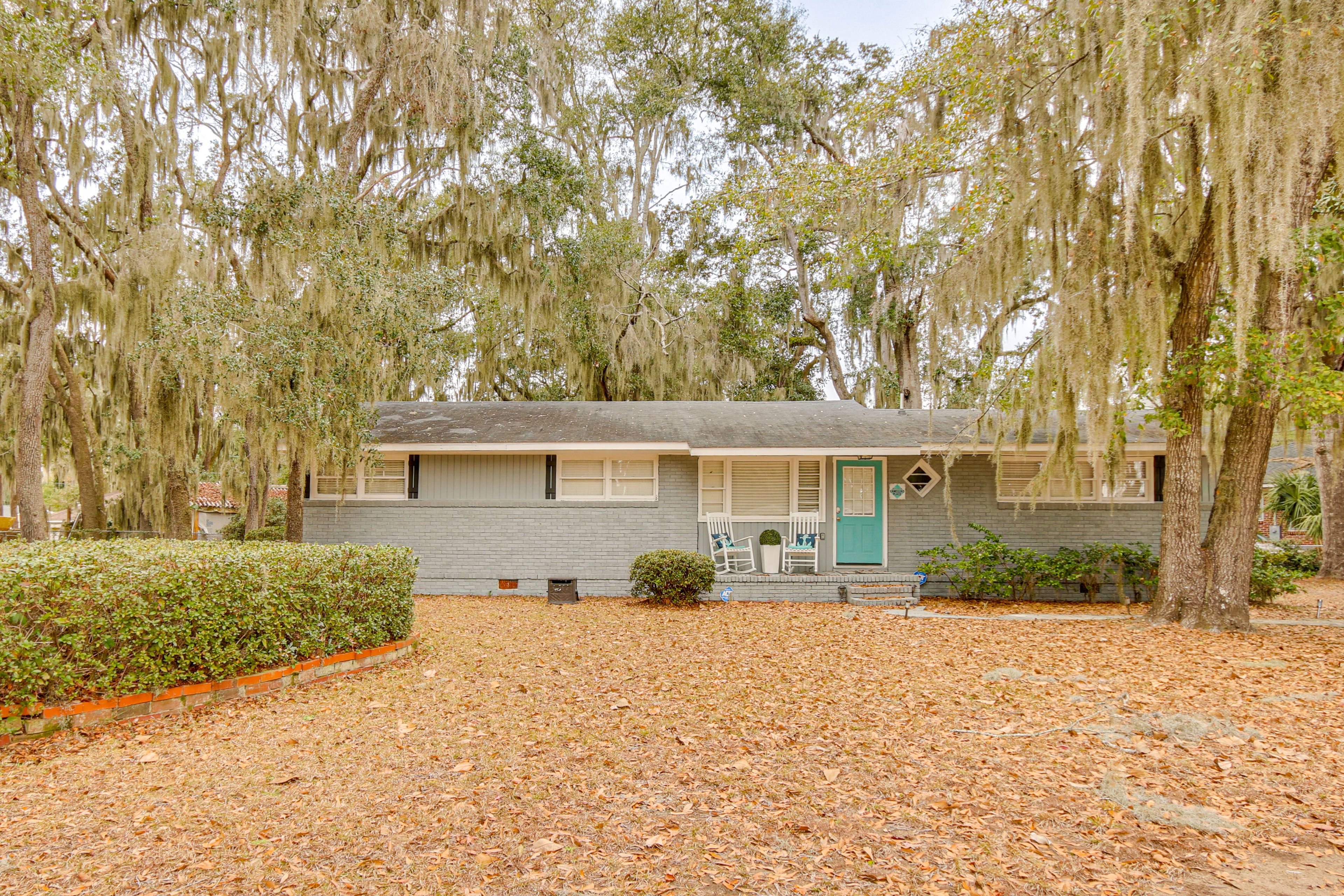 Parking | Driveway (2 Vehicles)
