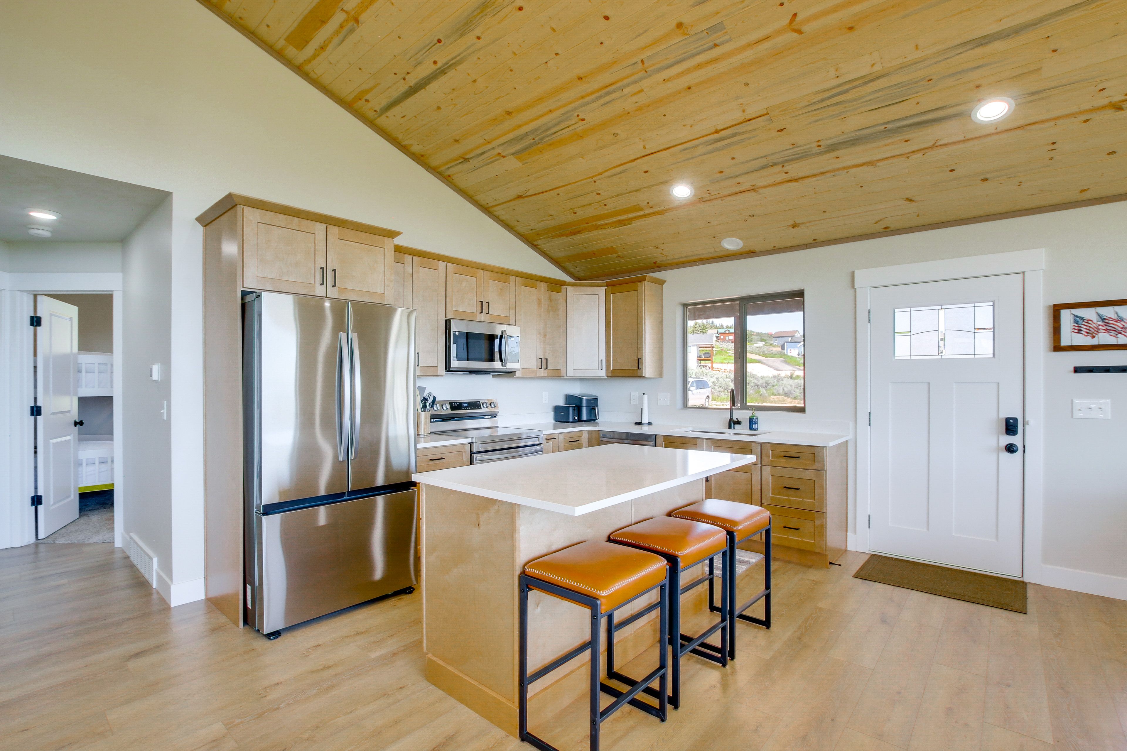 Kitchen | Main Floor