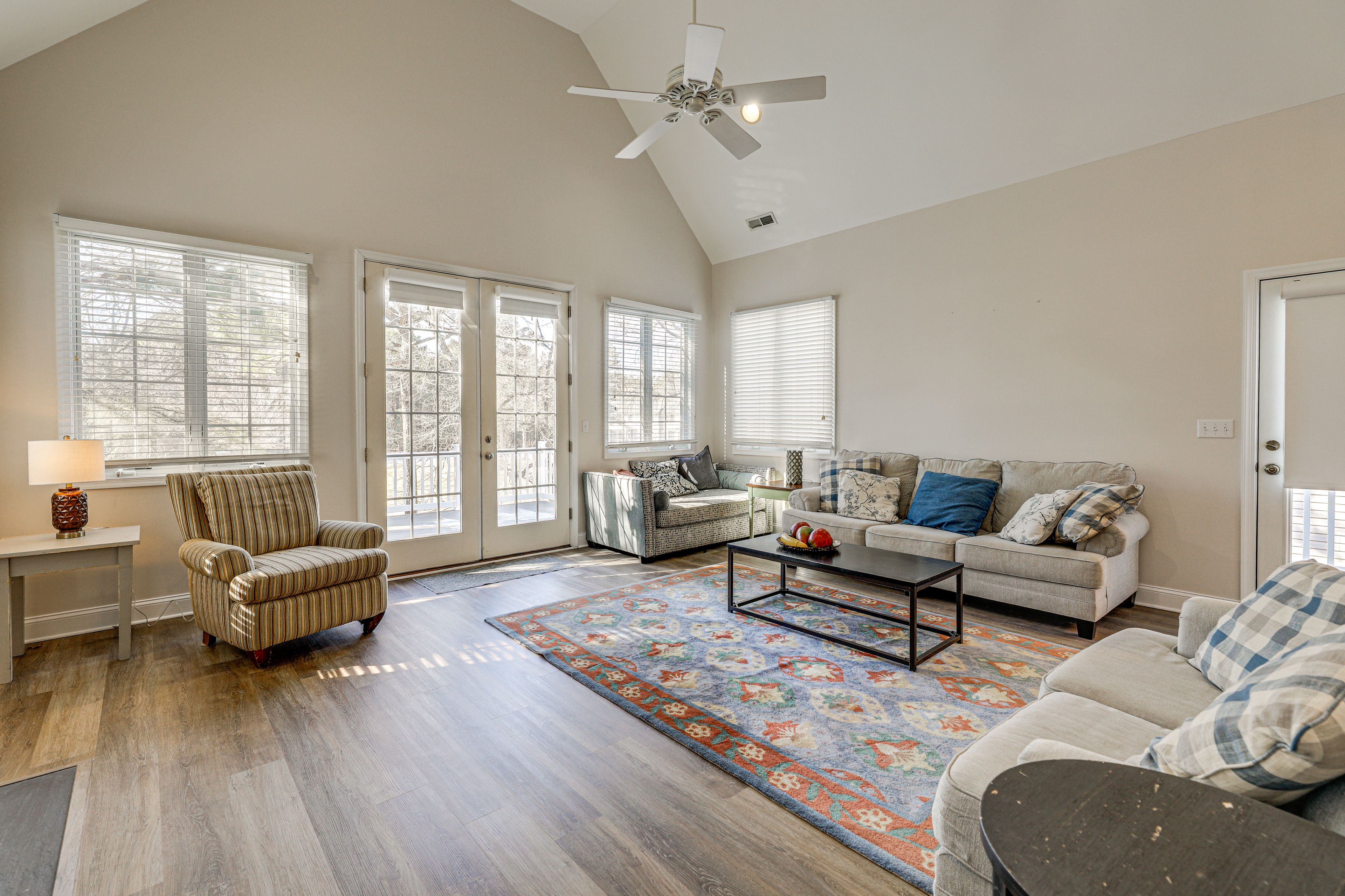 Living Room | Main Level