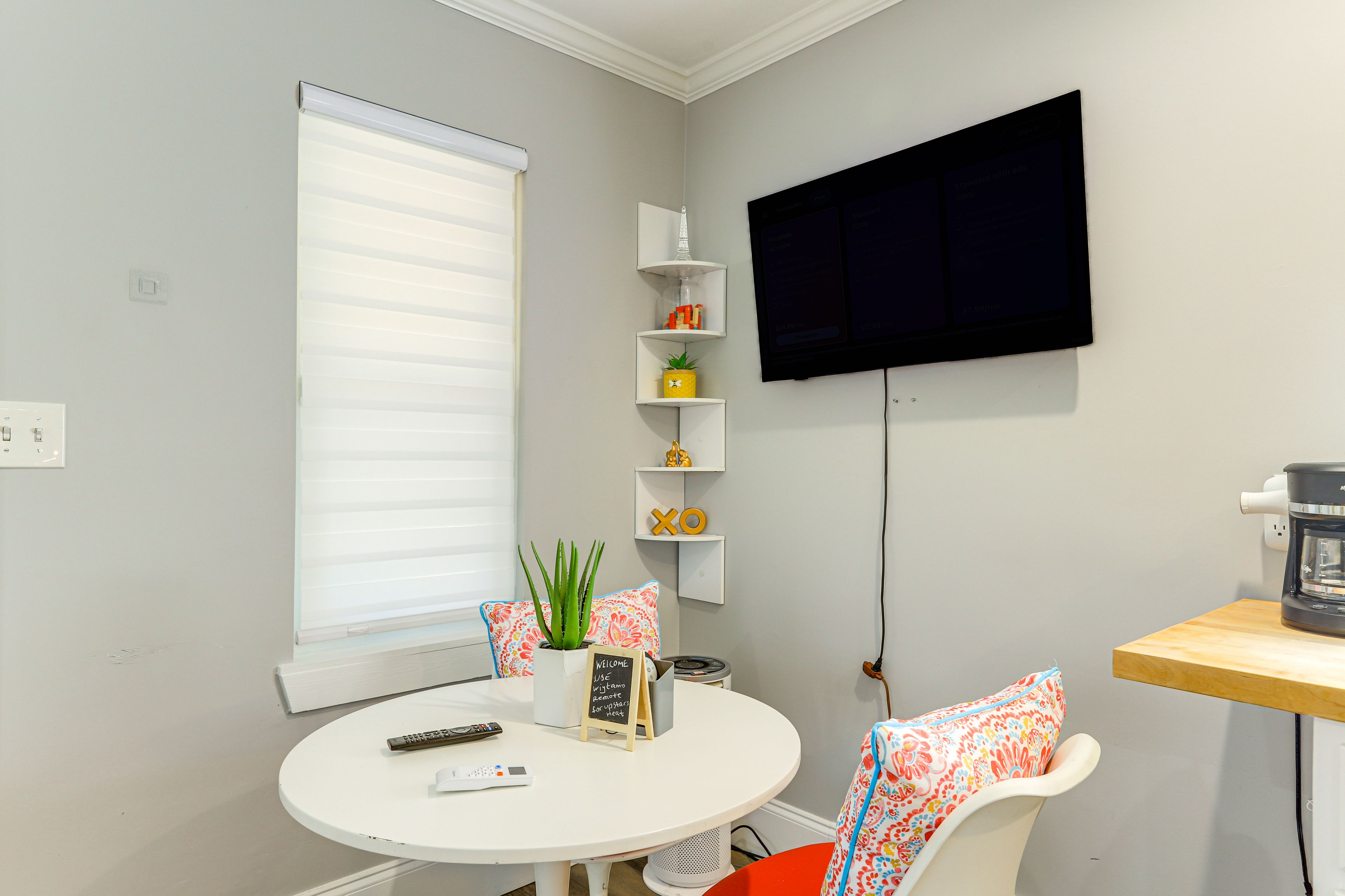 Dining Area | 1st Floor