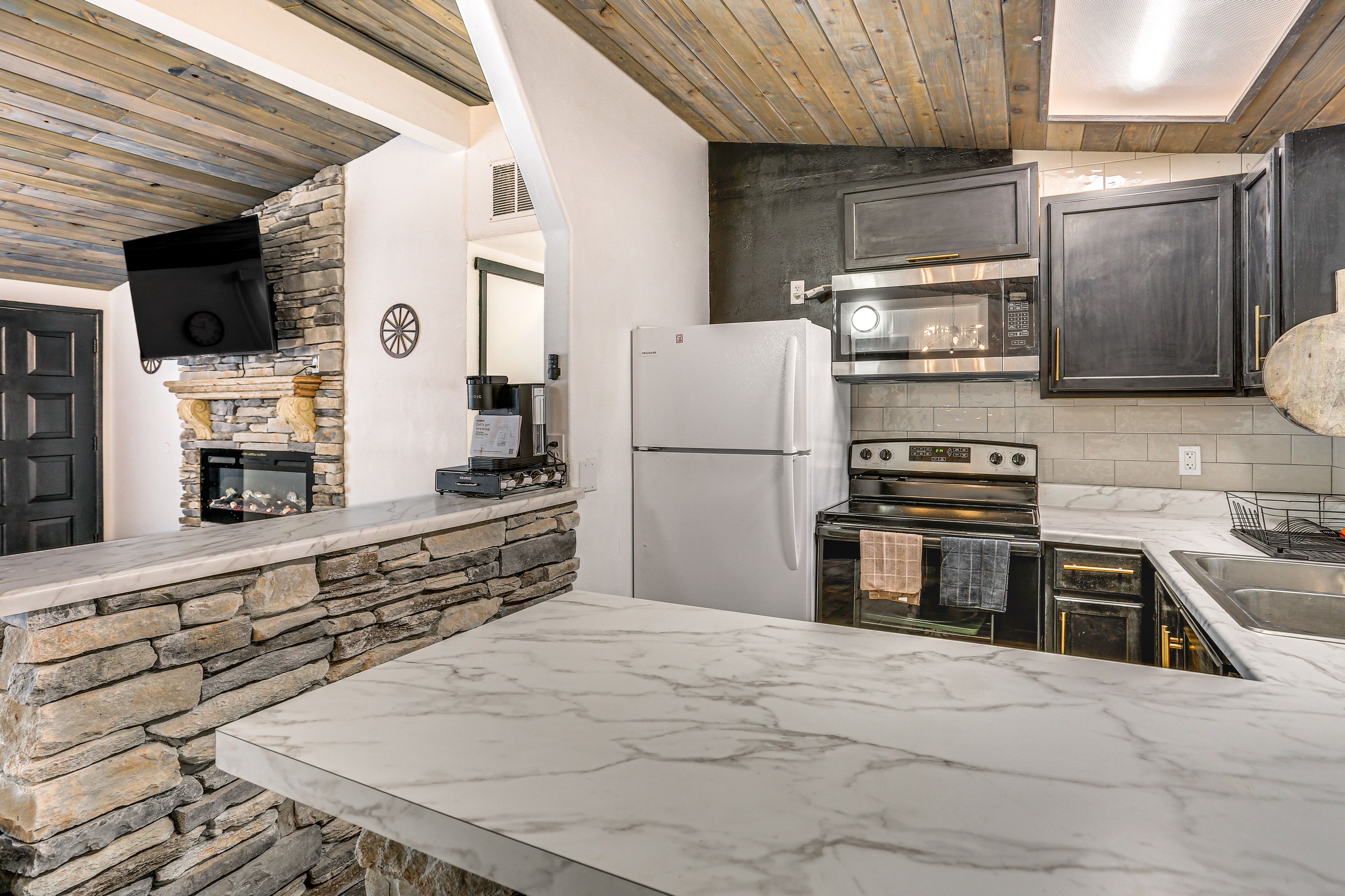 Kitchen | Keurig Coffee Maker