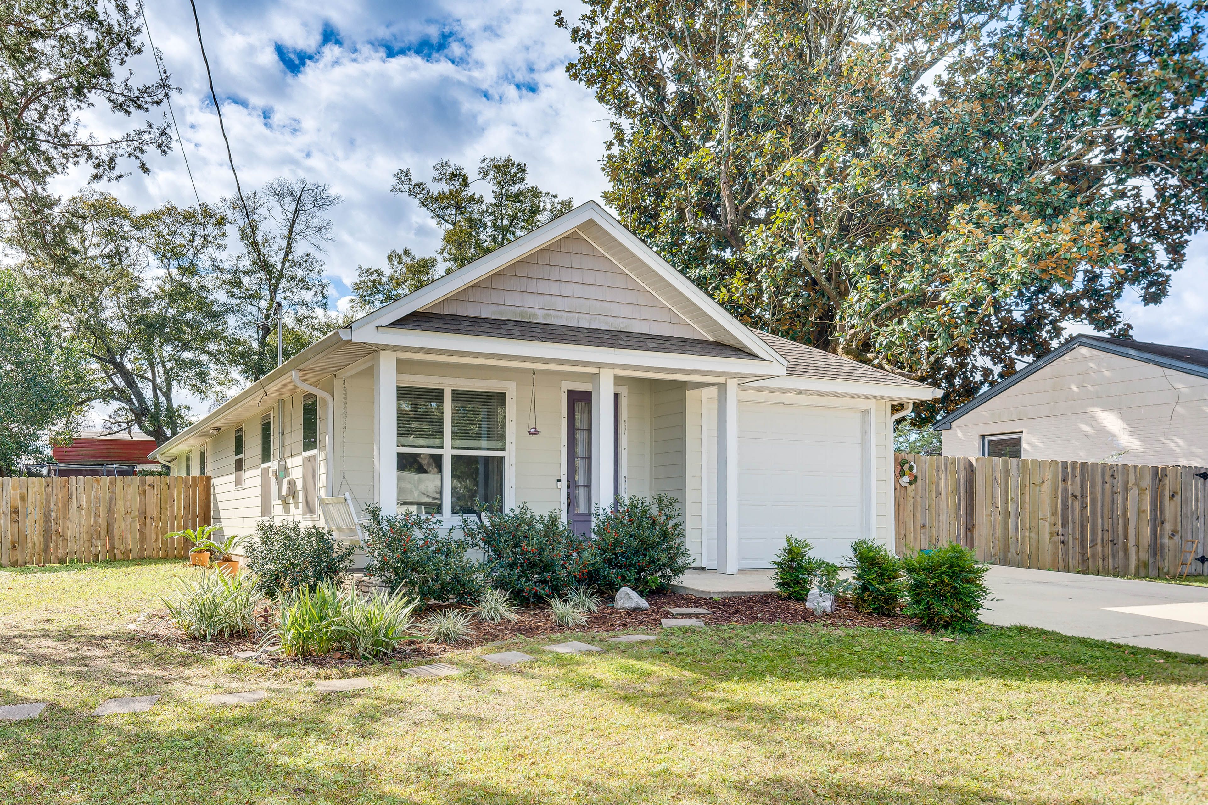 Parking | Driveway (2 Vehicles)