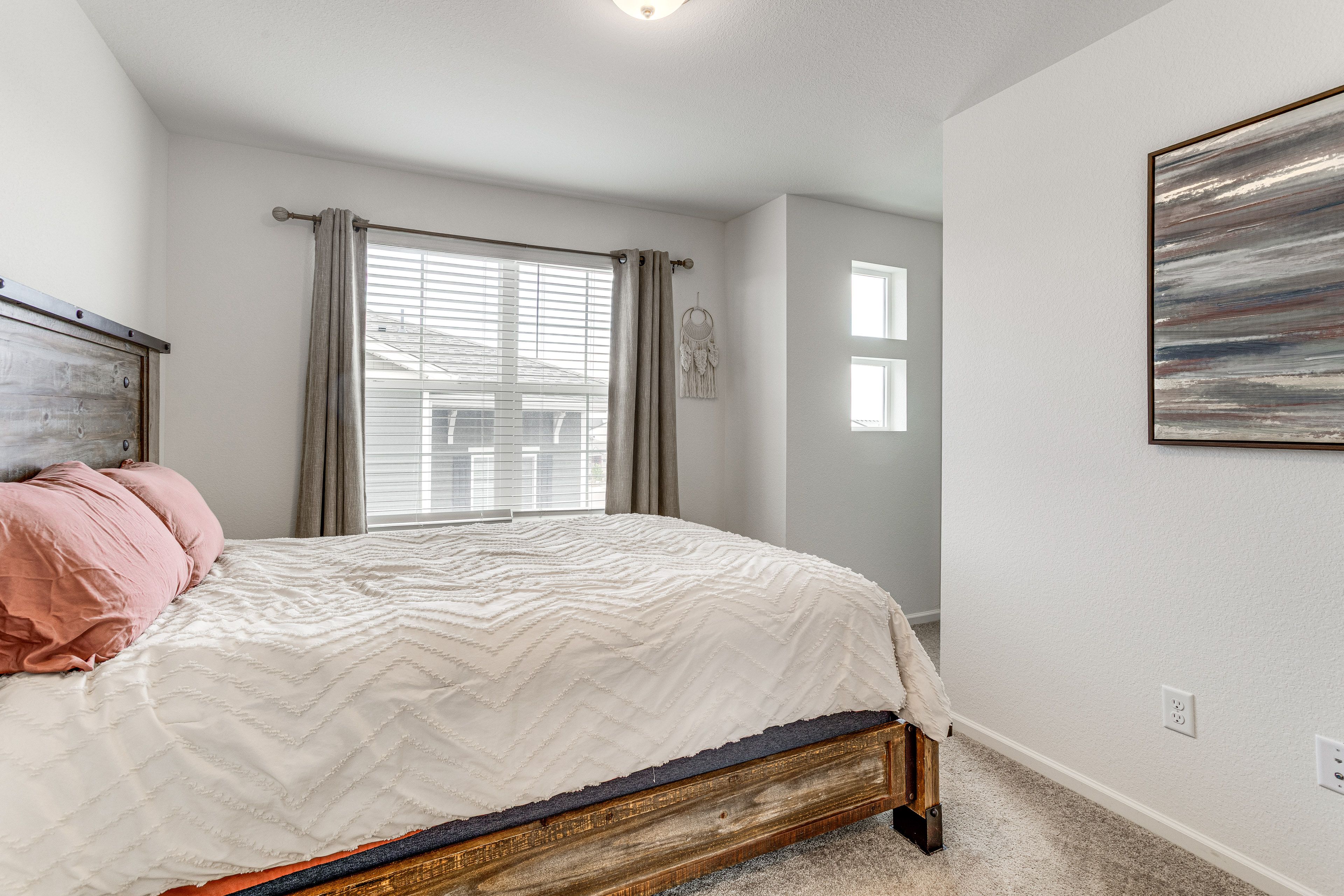 Bedroom 2 | Queen Bed | Upper Floor