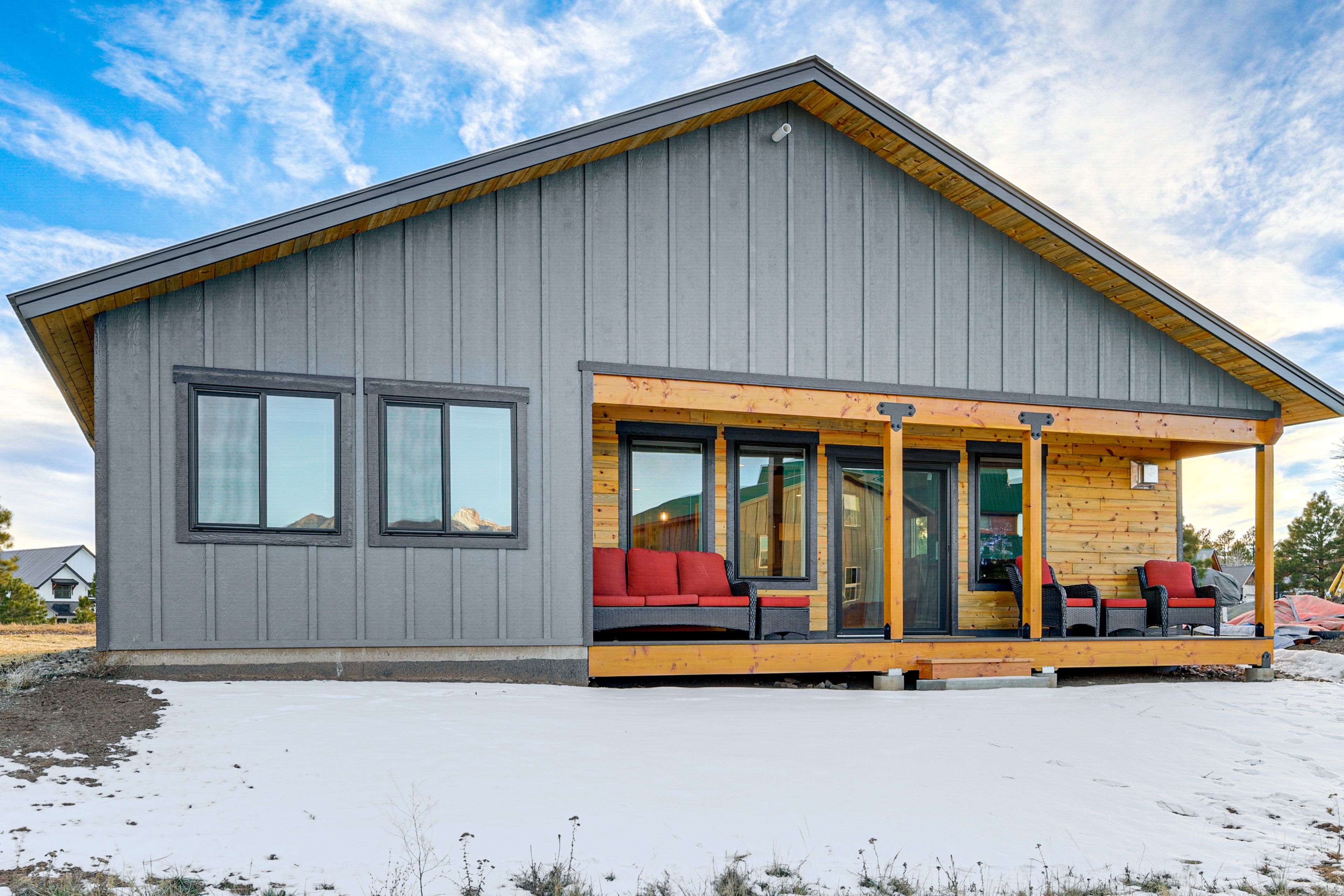 Back Exterior | Private Deck