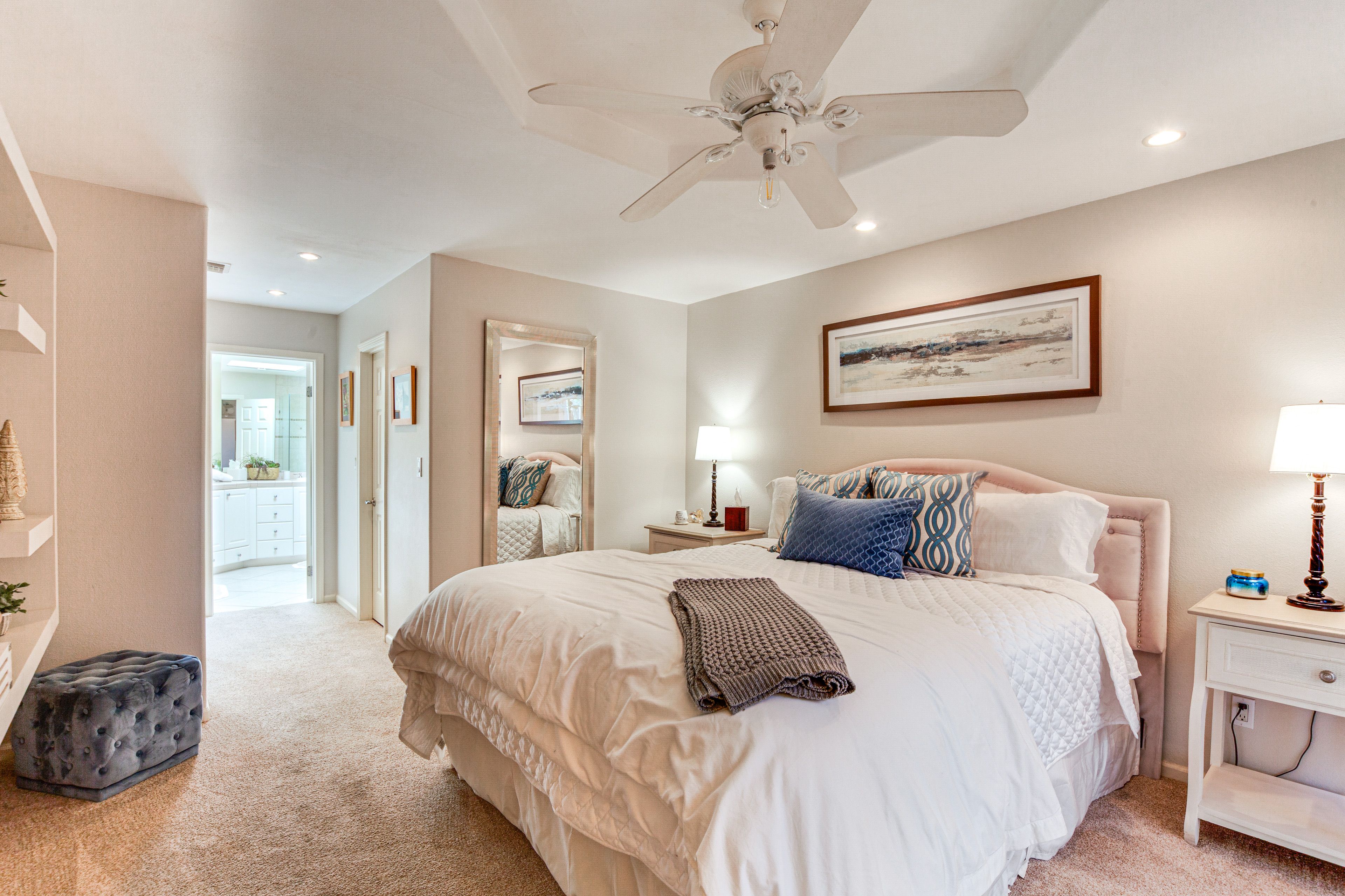 Bedroom 1 | King Bed