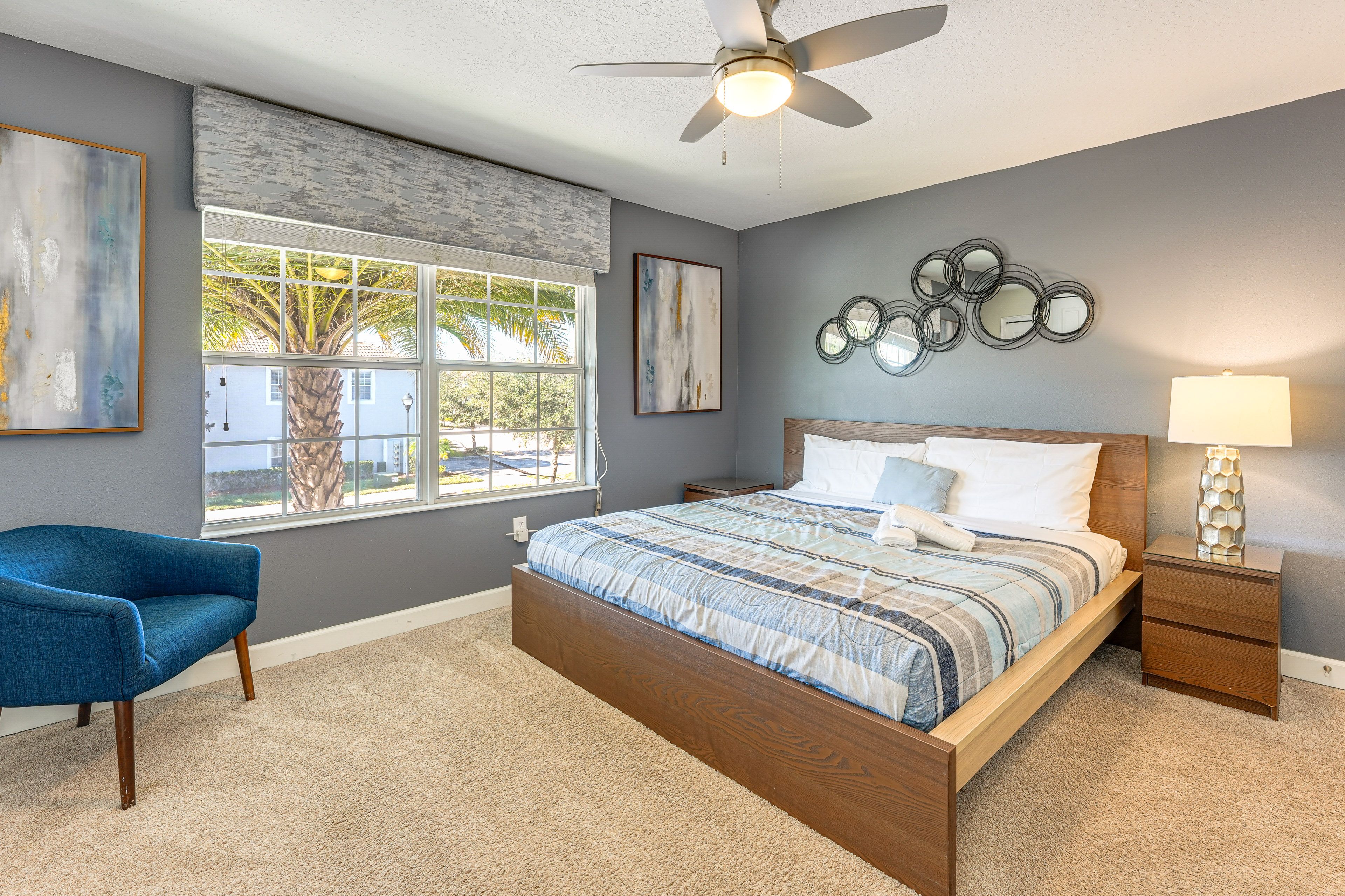 Bedroom 1 | King Bed | Linens Provided | En-Suite Bathroom | 2nd Floor