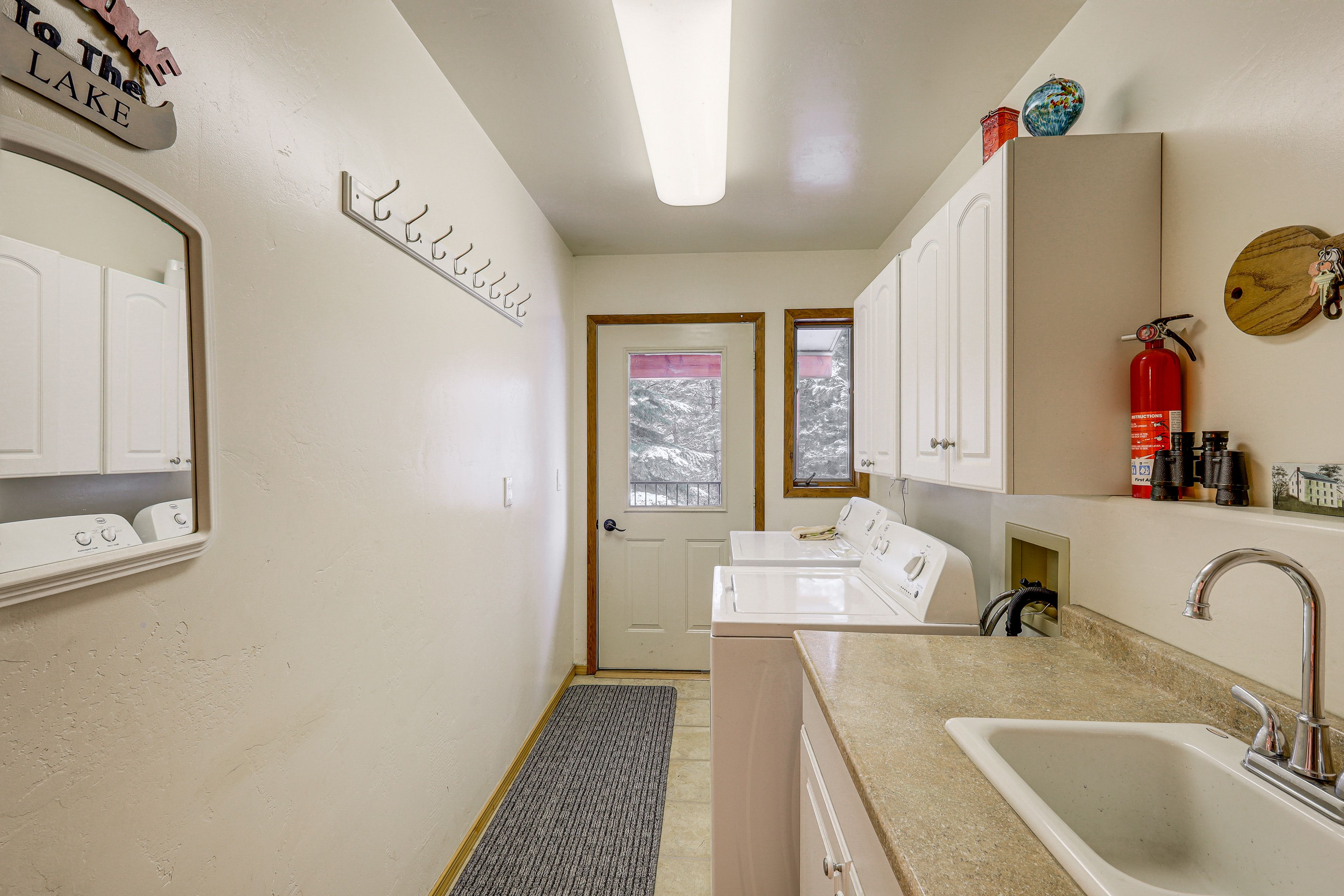 Laundry Room | Lower Level
