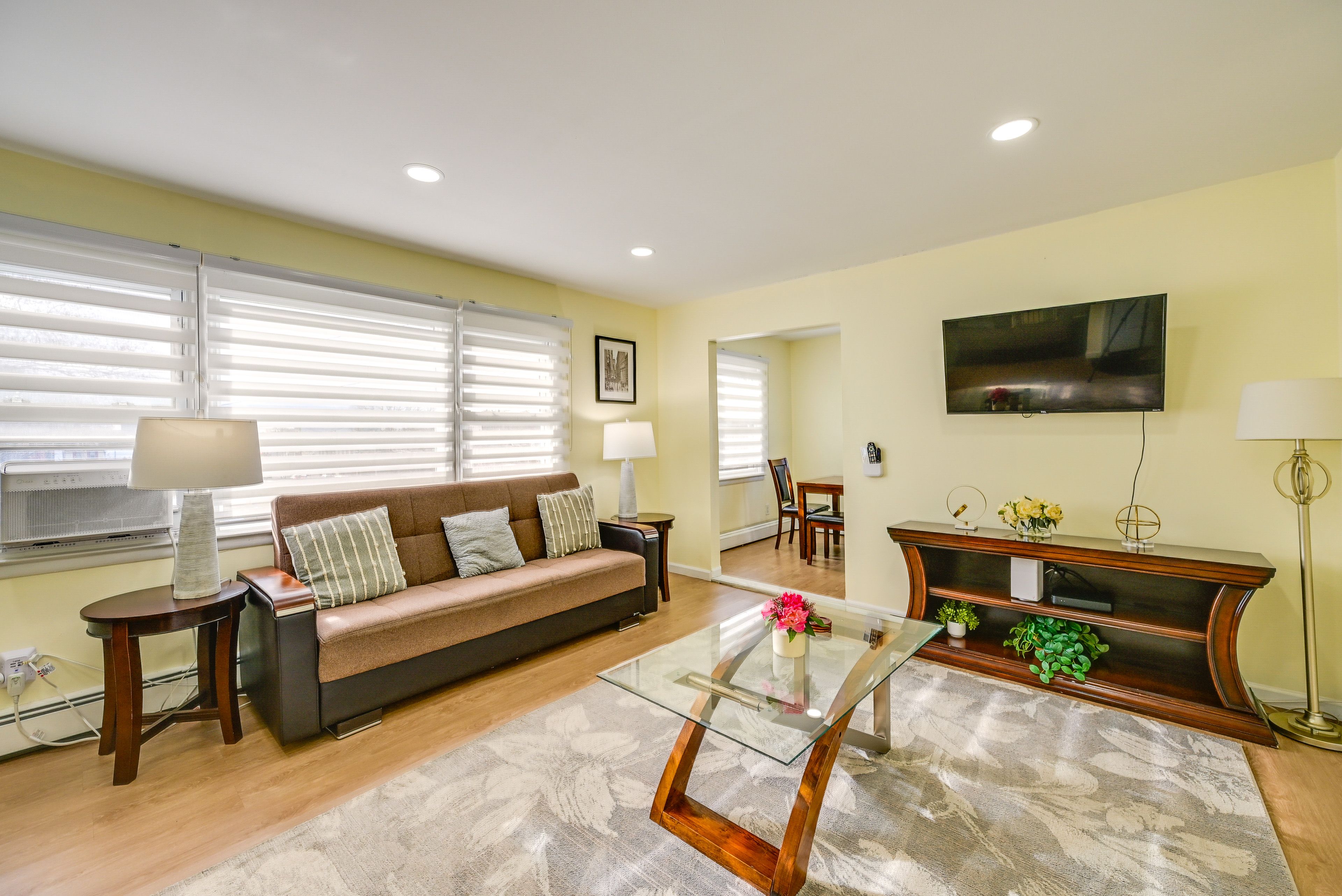 Jersey City Vacation Rental | 2BR | 1BA | 1,000 Sq Ft | Stairs Required