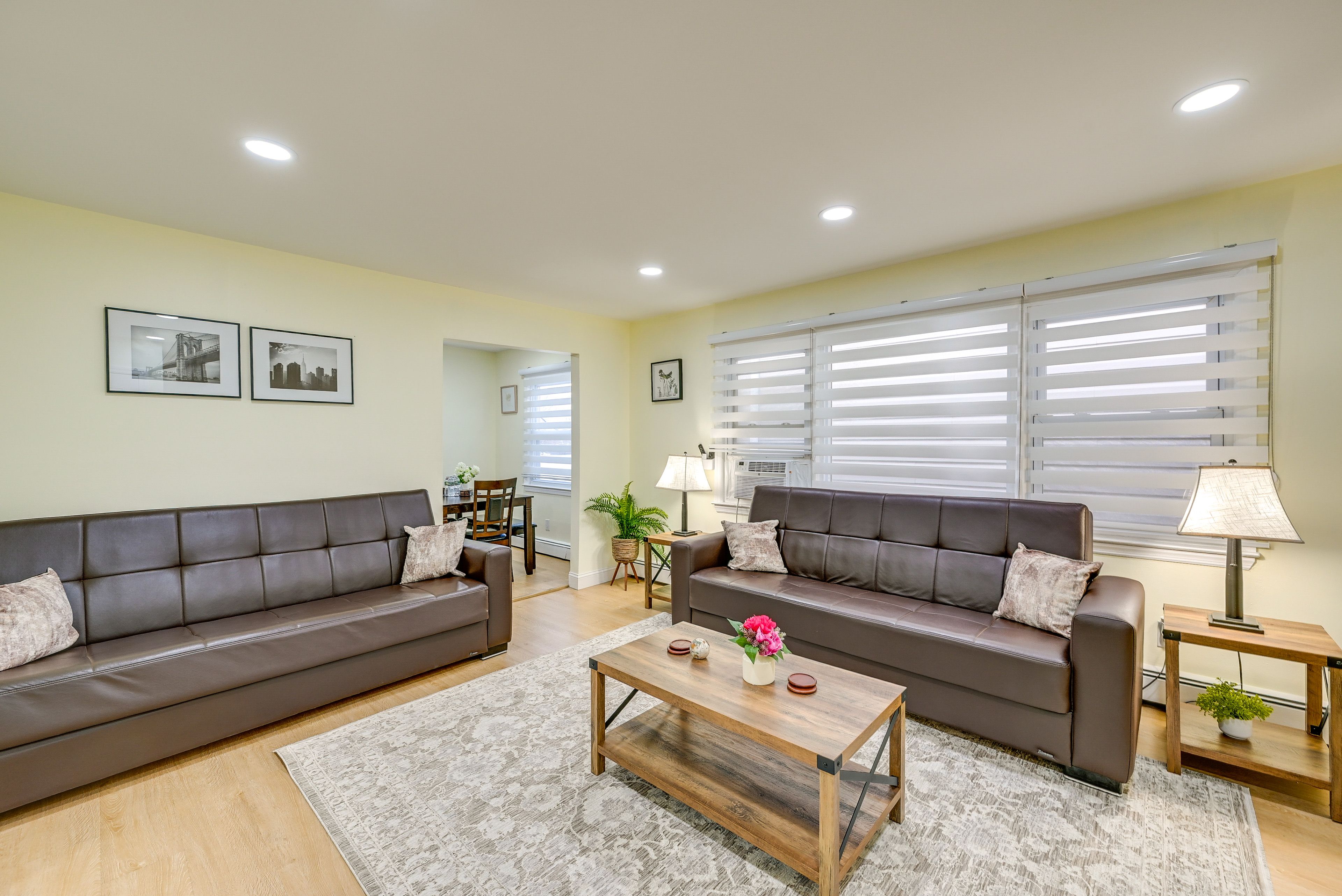 Living Room | Smart TV | Free WiFi | Single-Story Unit