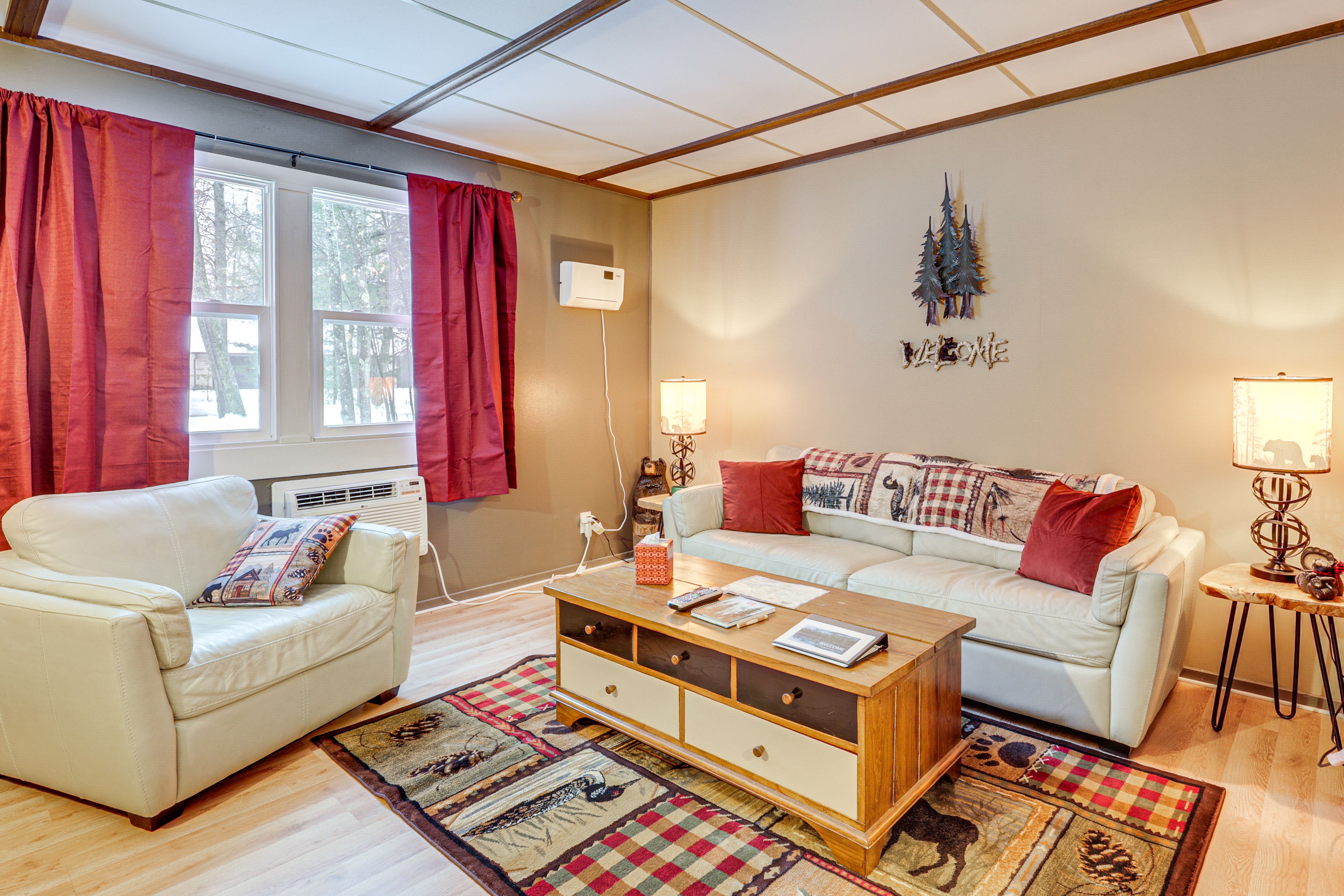 Rhinelander Vacation Rental | 2BR | 1BA | Stairs to Enter | 1,000 Sq Ft