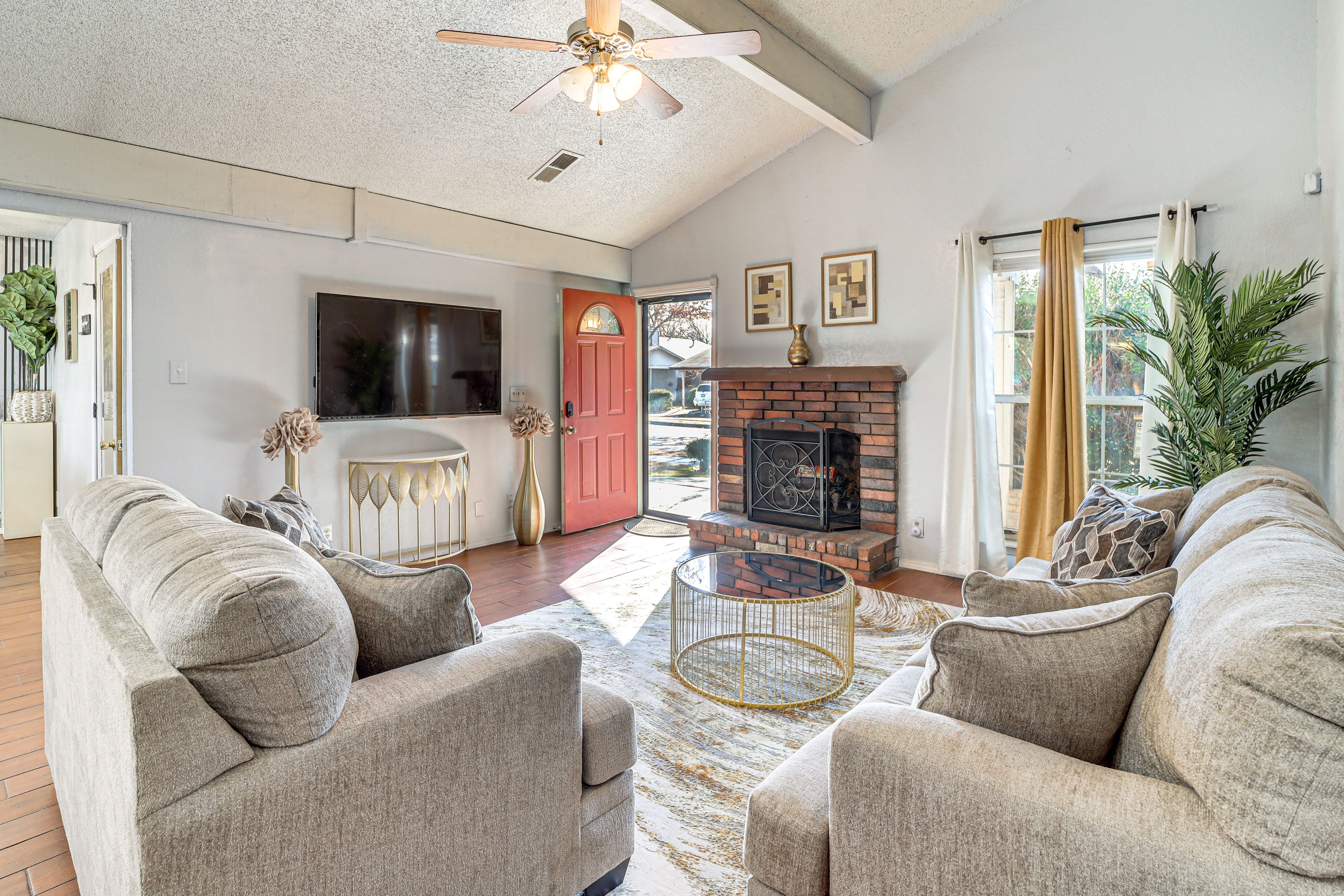 Tulsa Vacation Rental | 3BR | 2BA | 1,409 Sq Ft | 1 Step for Entry