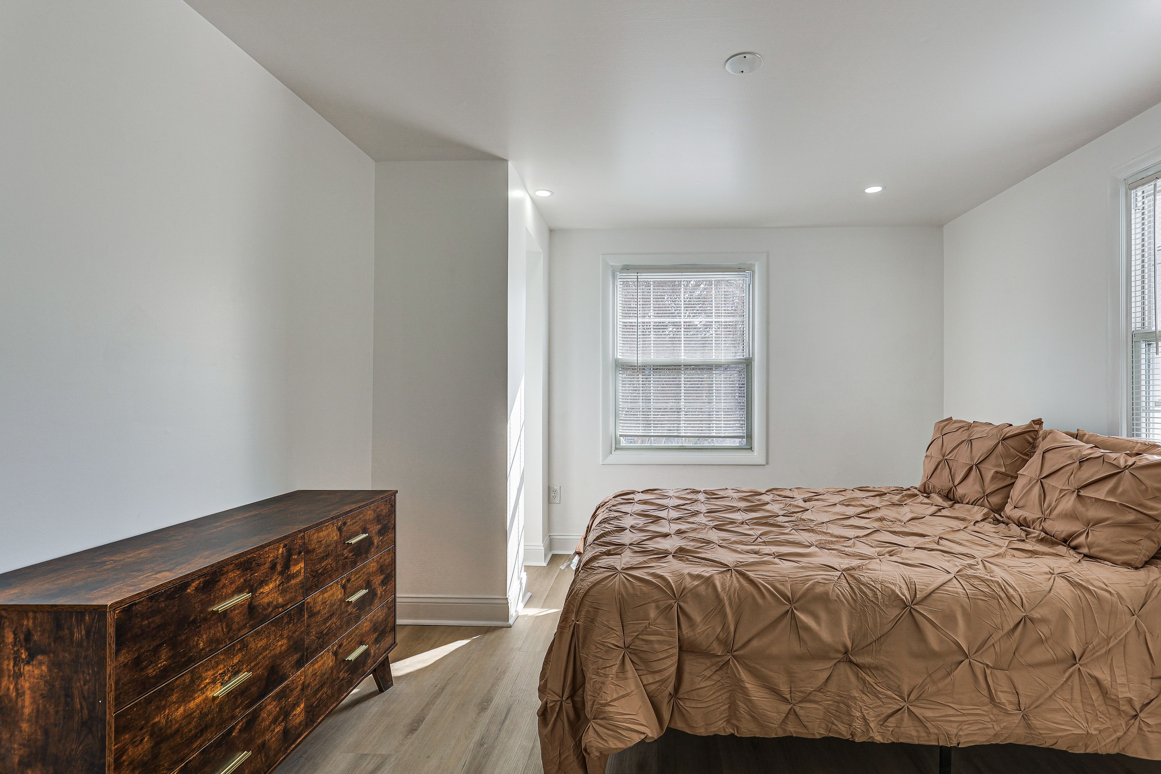 Bedroom 3 | Queen Bed | Upper Floor