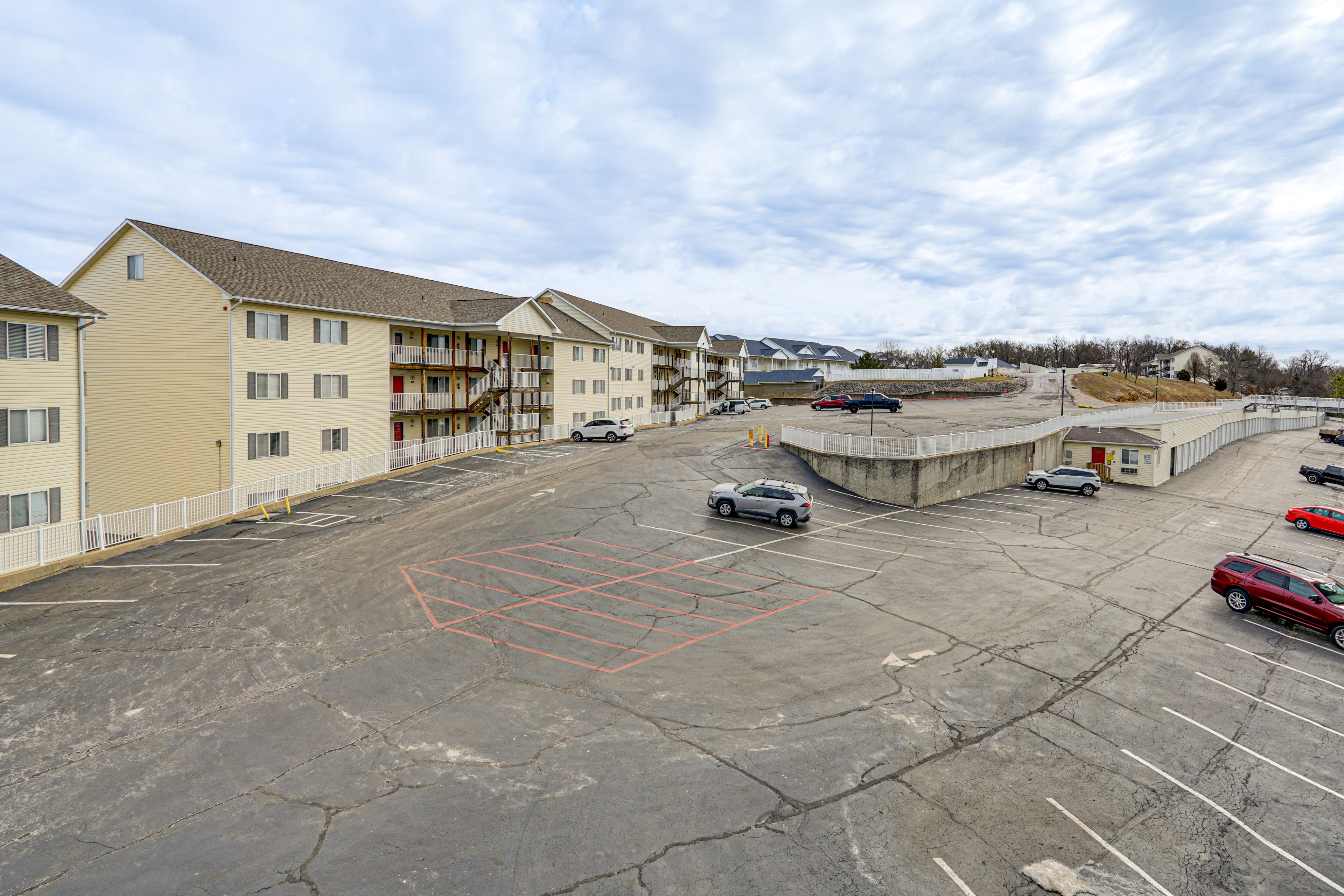 Community Lot Parking | 2 Vehicles