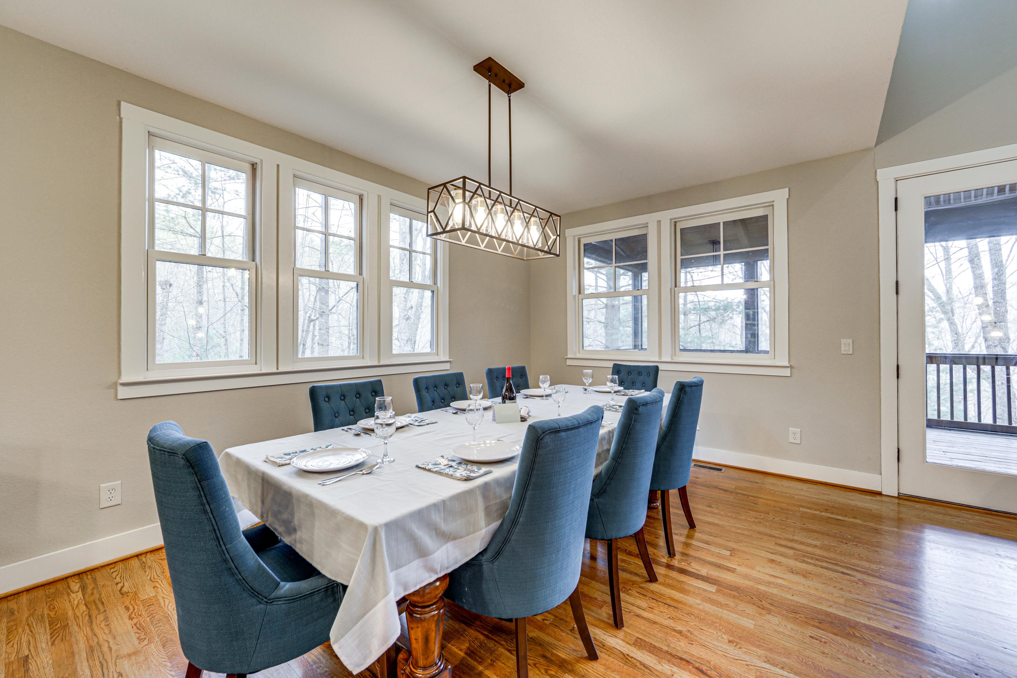 Dining Area | 1st Floor