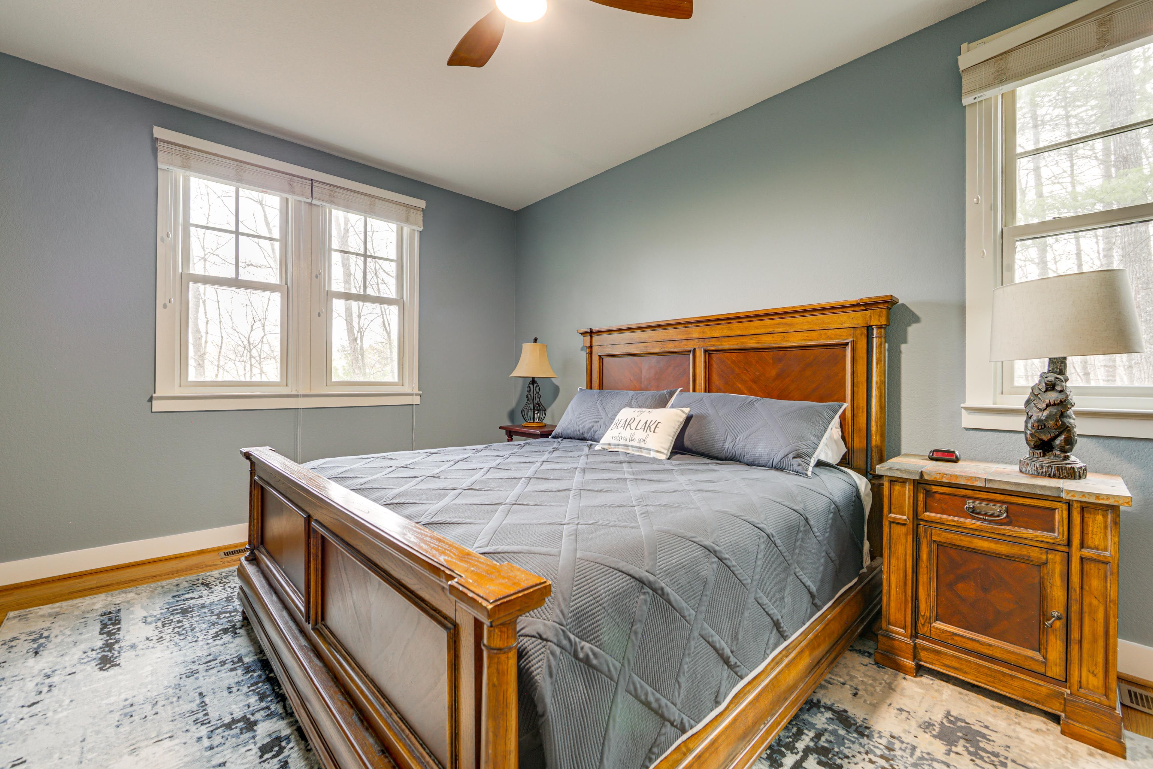 Bedroom 1 | King Bed | 2nd Floor