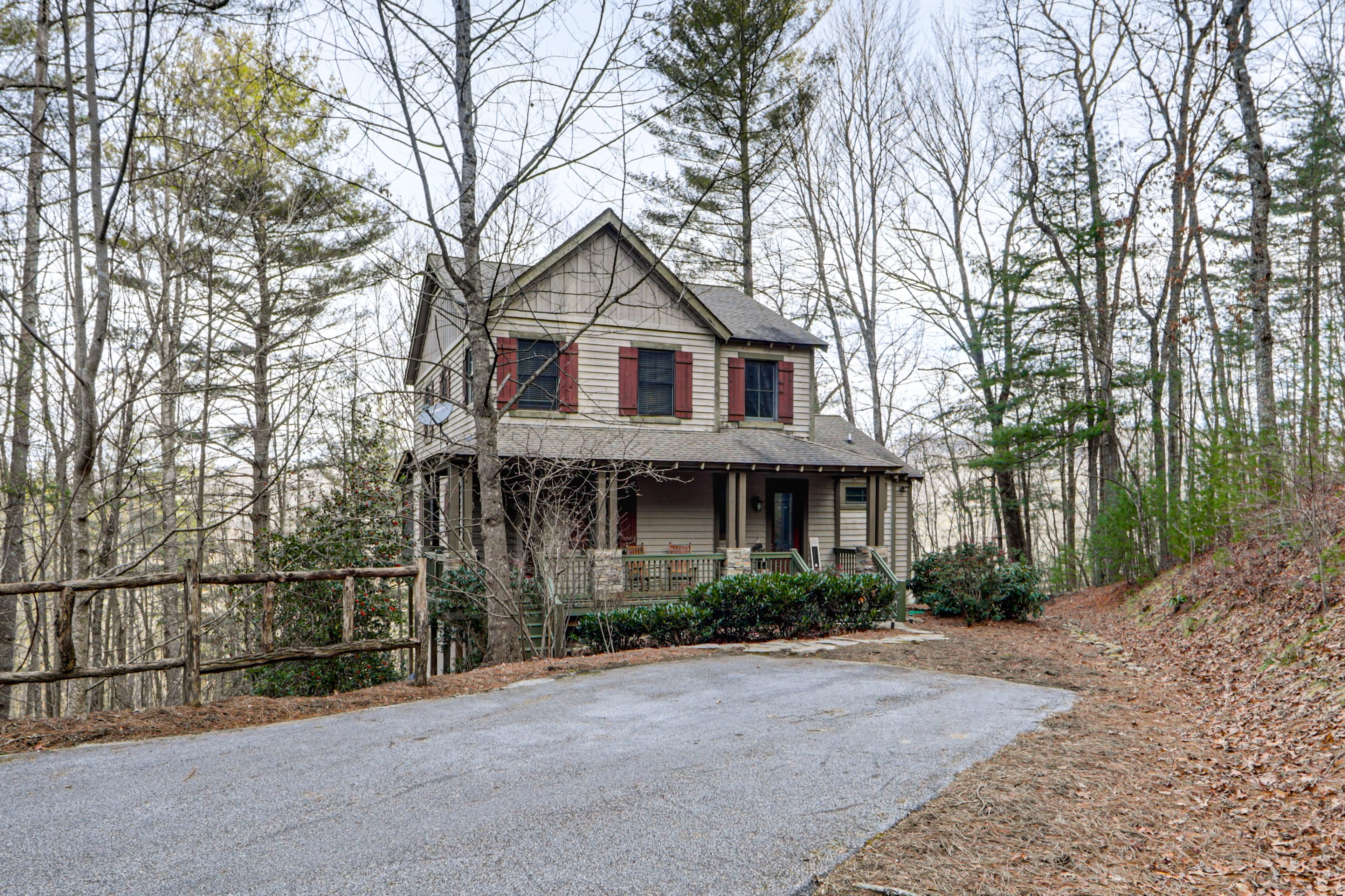 Driveway Parking | 4 Vehicles
