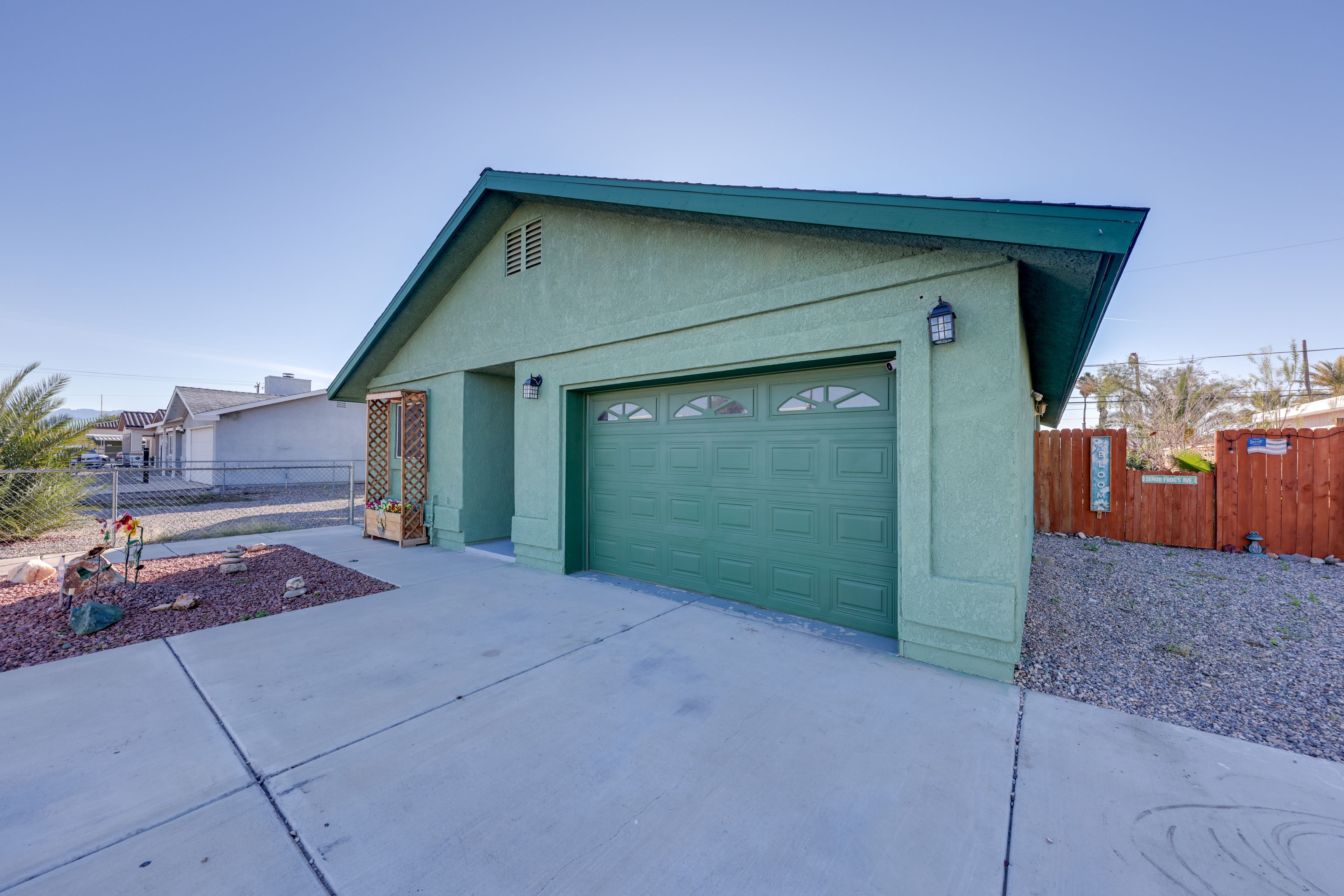 Parking | Driveway (3 Vehicles) | Garage (1 Vehicle) | Street Parking